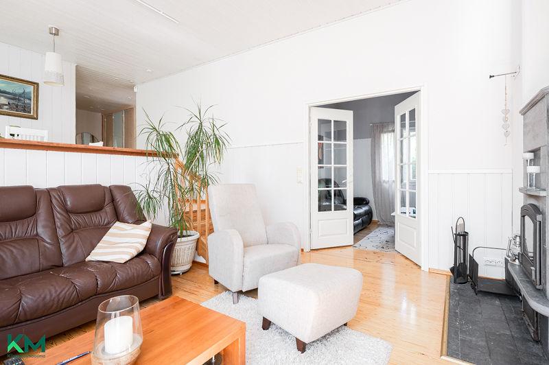 Metsänneidontie 4, Kalliola, Hollola