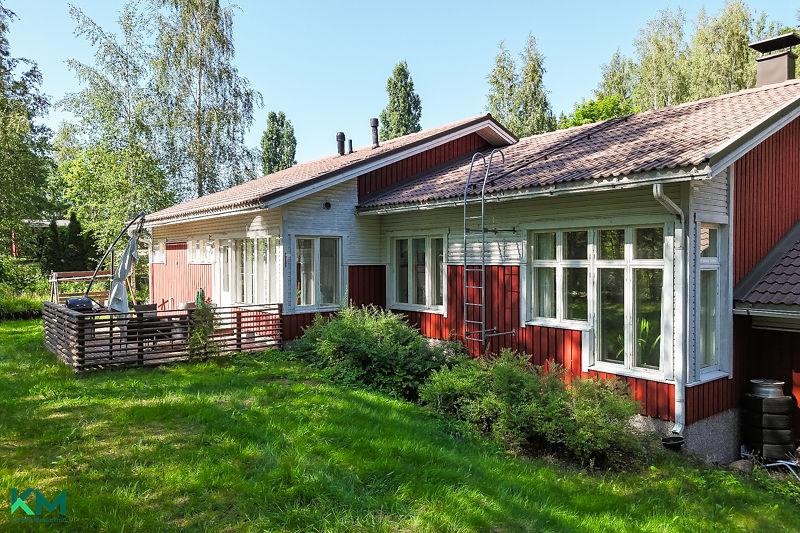 Metsänneidontie 4, Kalliola, Hollola