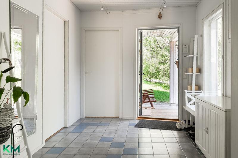 Metsänneidontie 4, Kalliola, Hollola