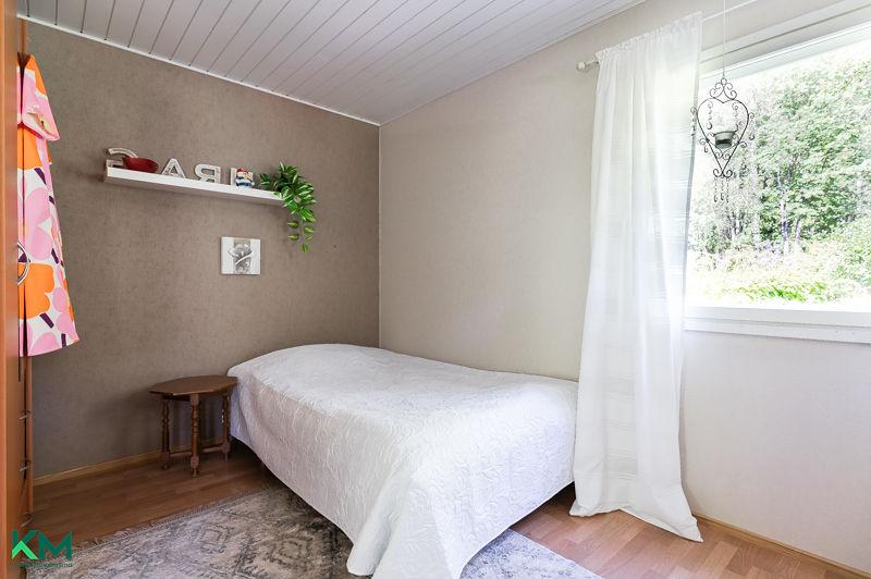 Metsänneidontie 4, Kalliola, Hollola