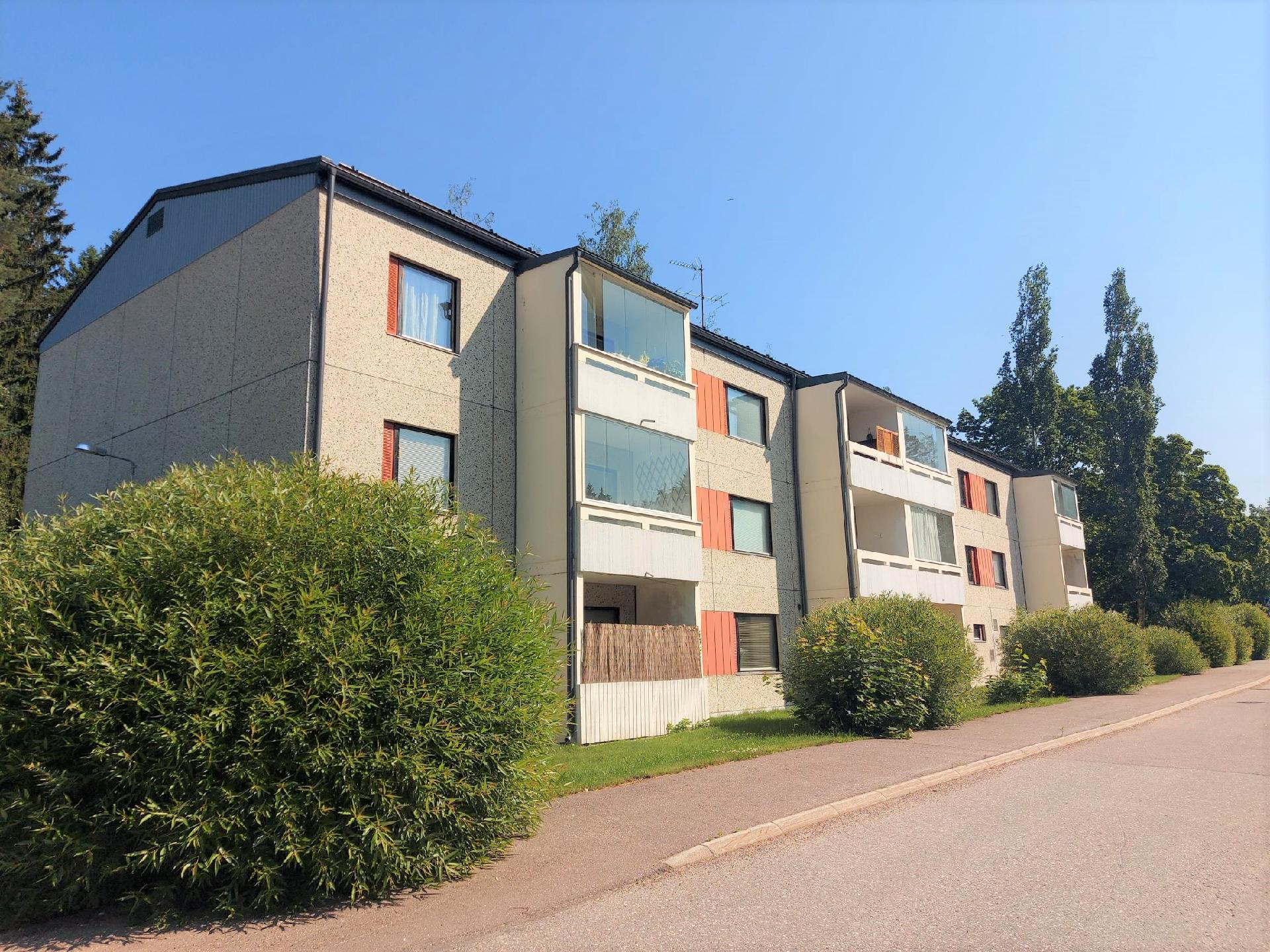 Puolukkakatu 1, Ahtiala, Lahti
