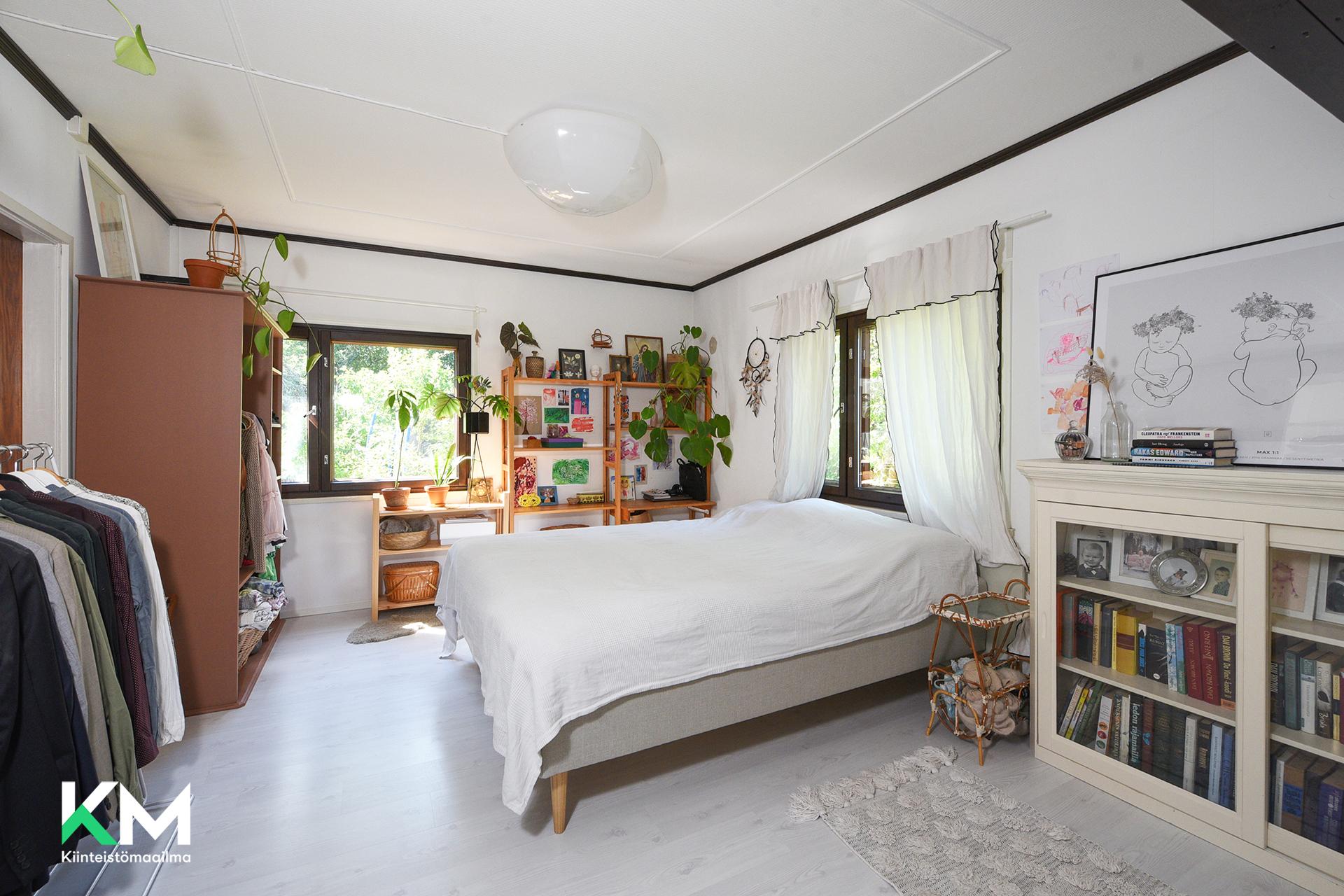 Mustamäenkatu 60, Laune, Lahti