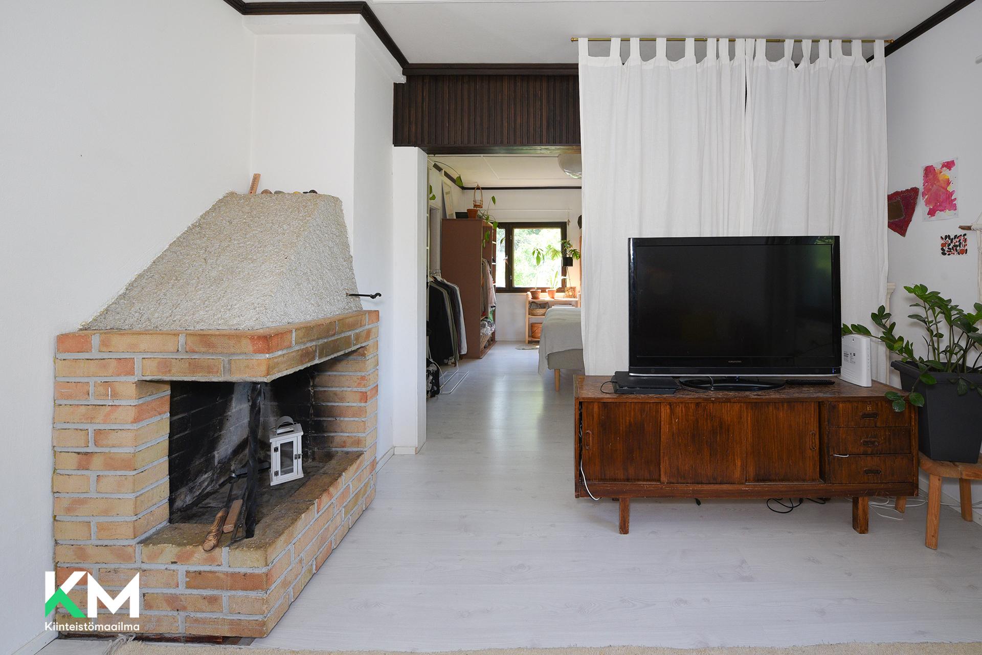 Mustamäenkatu 60, Laune, Lahti