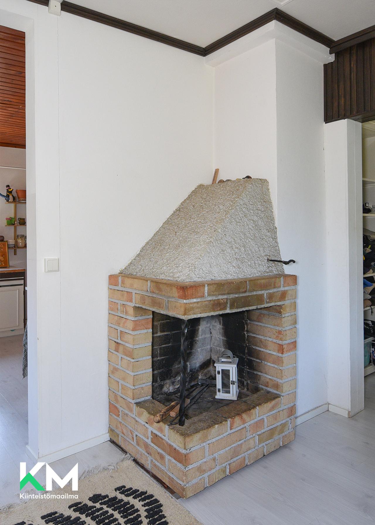 Mustamäenkatu 60, Laune, Lahti