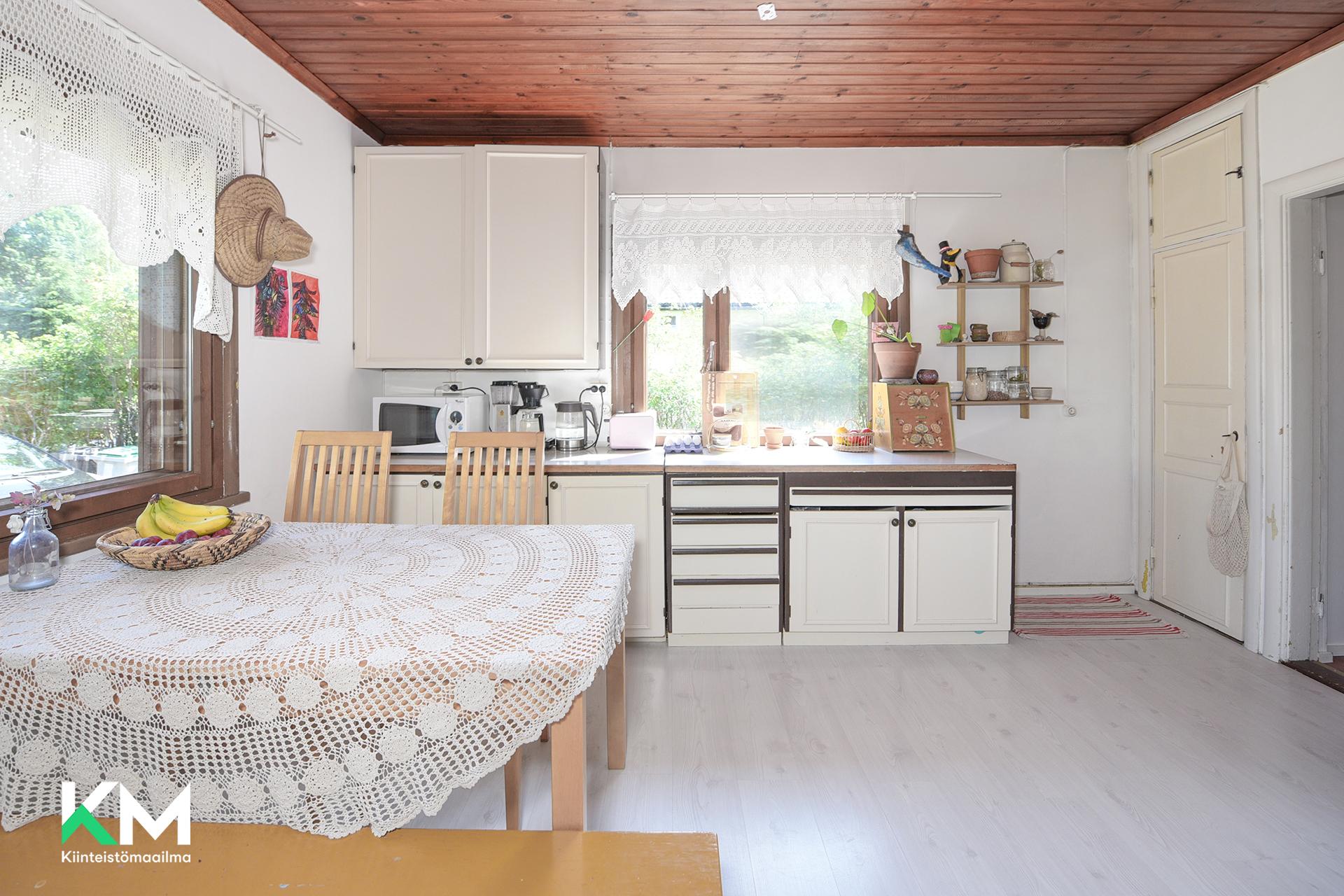 Mustamäenkatu 60, Laune, Lahti