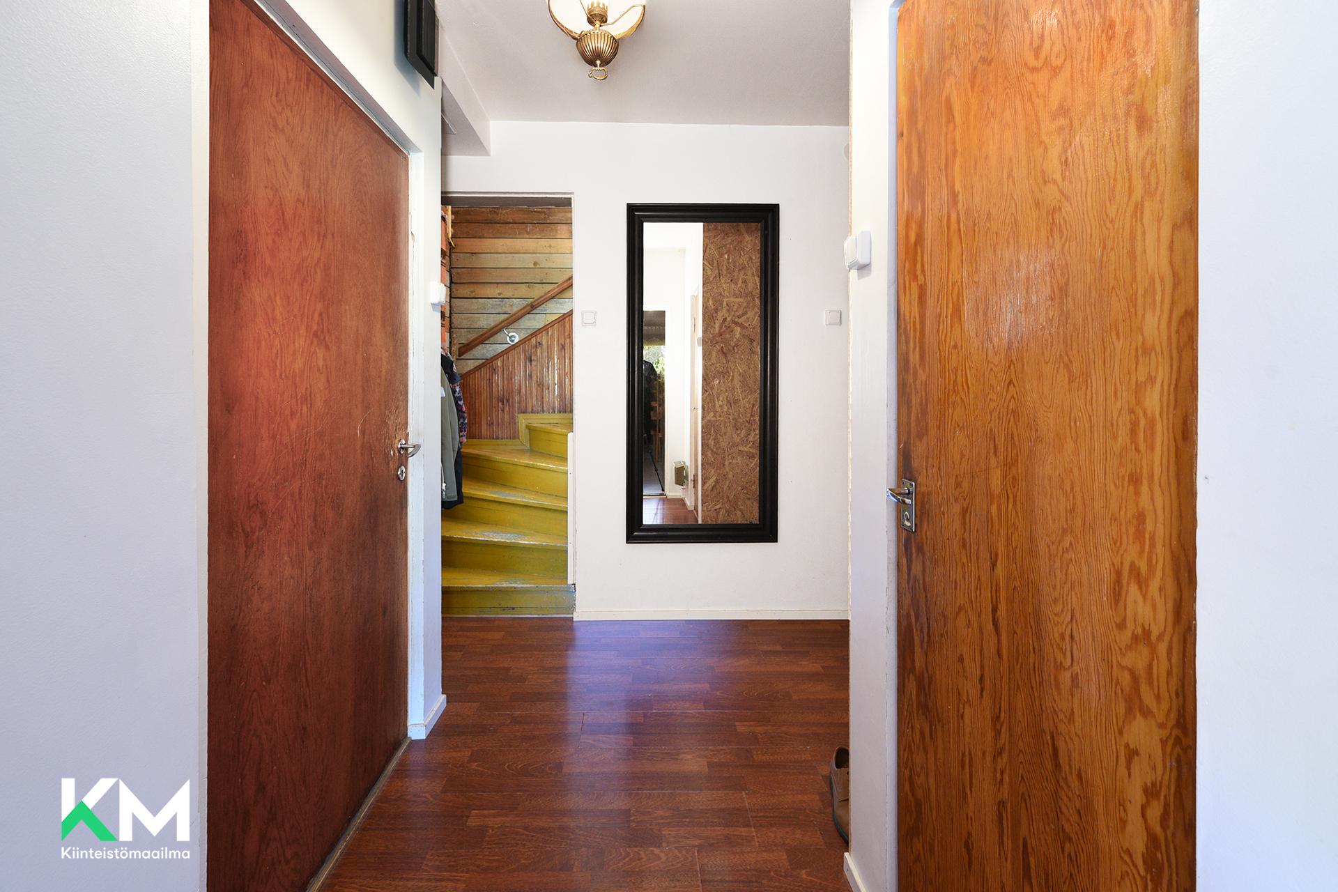 Mustamäenkatu 60, Laune, Lahti