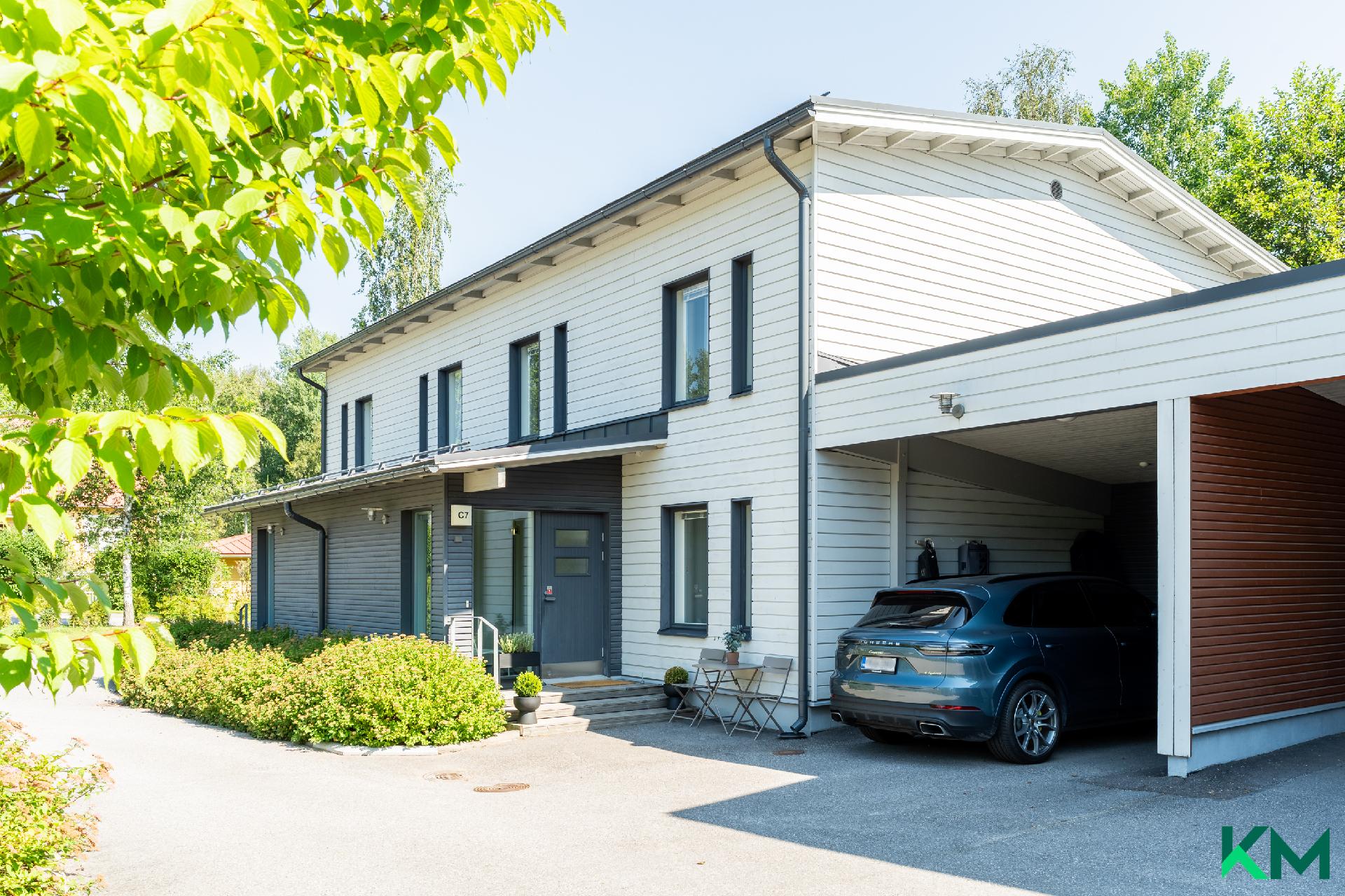 Puutarhatie 11, Kauniainen