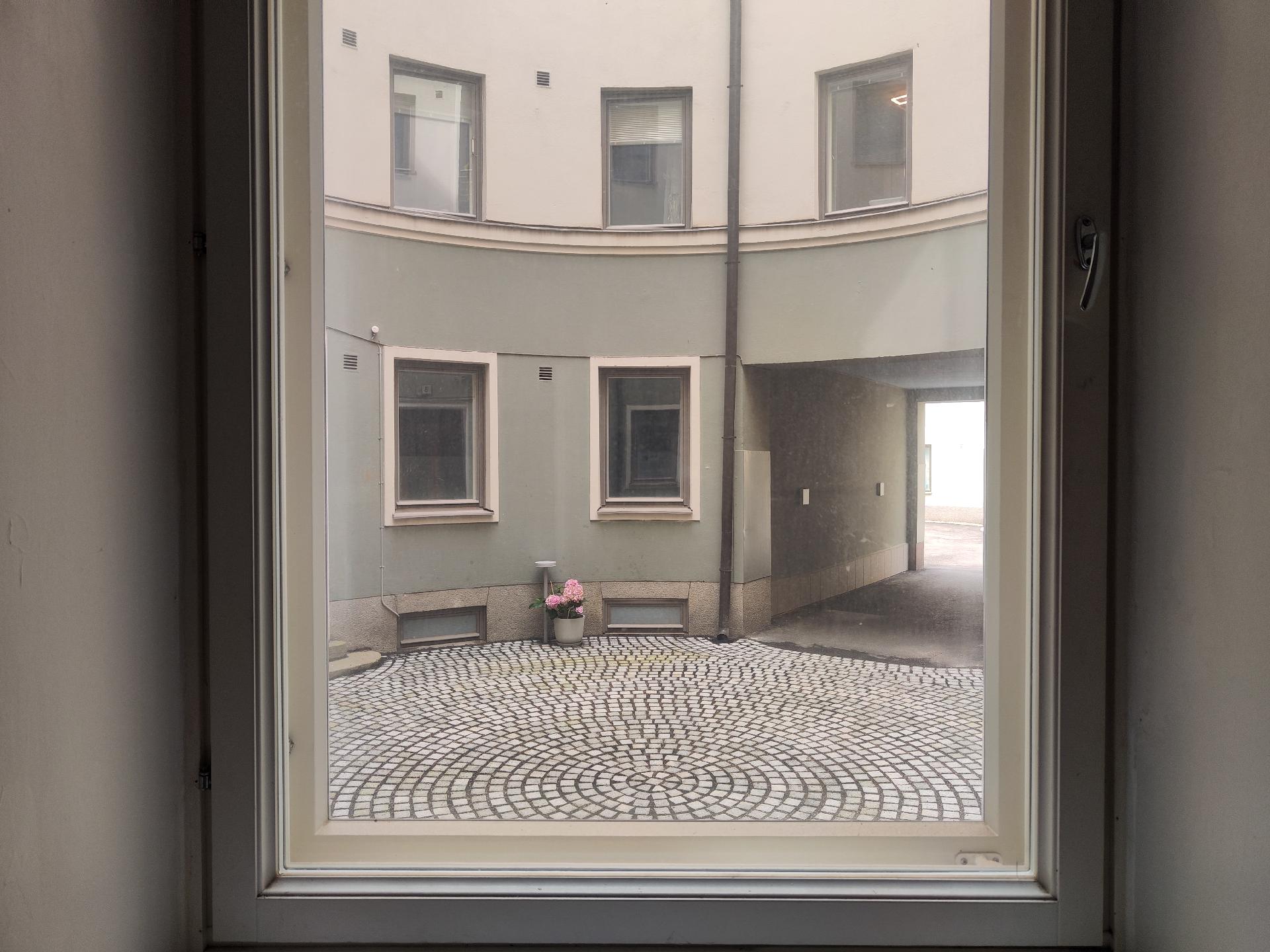 Kasarmikatu 8, Ullanlinna, Helsinki