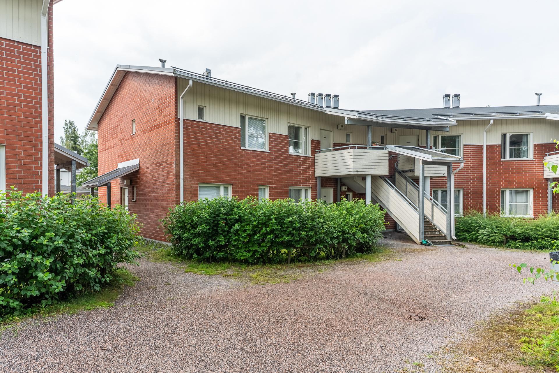 Kesätuulentie 13
