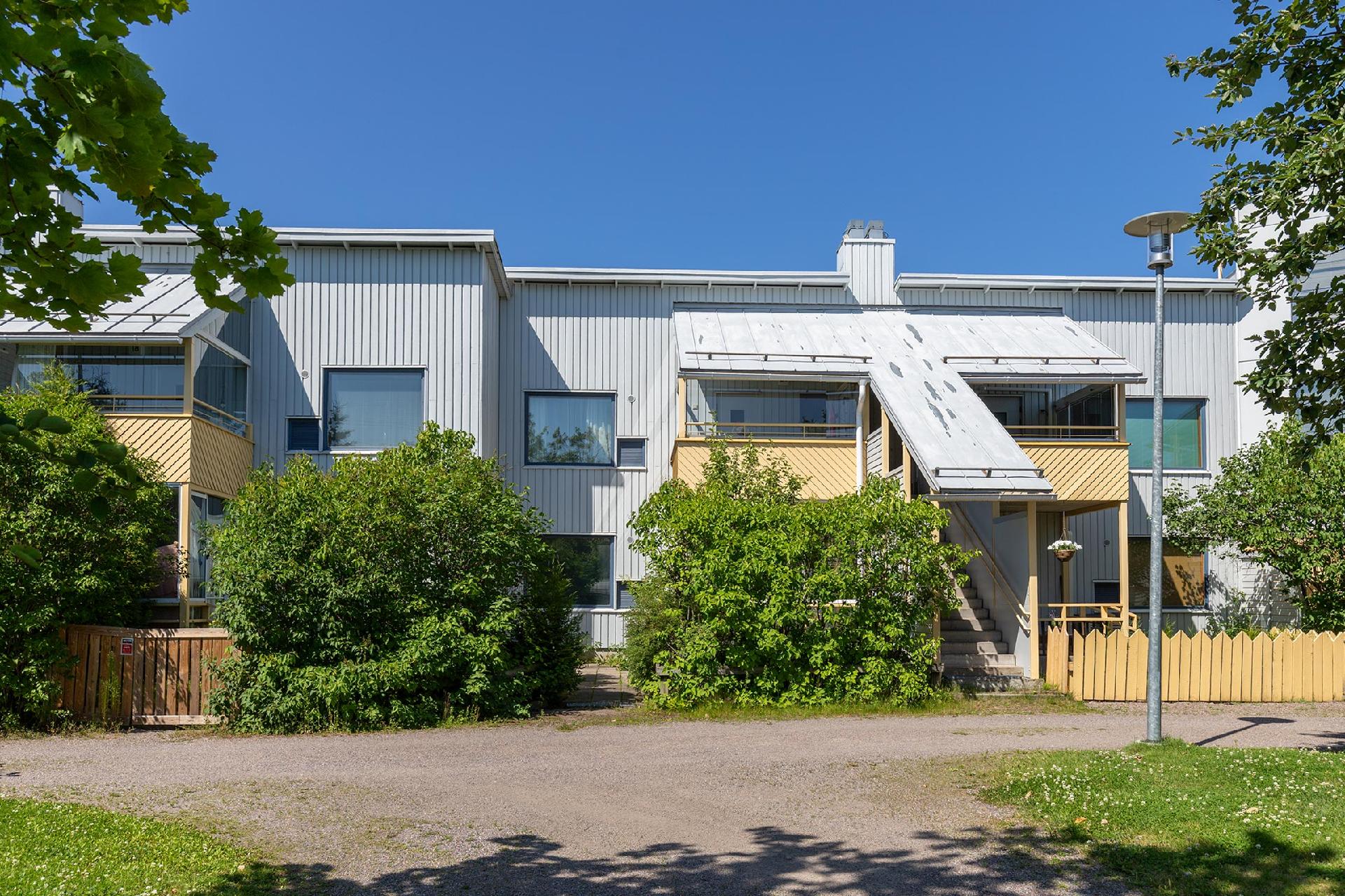 Pläsinpellonkuja 1, Töyrynummi, Helsinki
