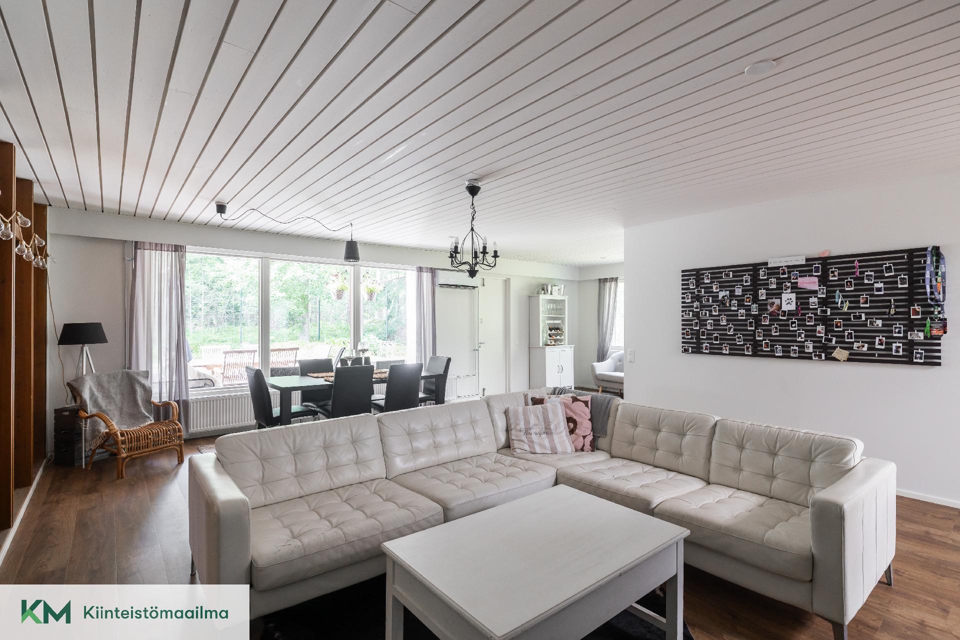 Ajomiehentie 24, Aittakorpi, Kotka