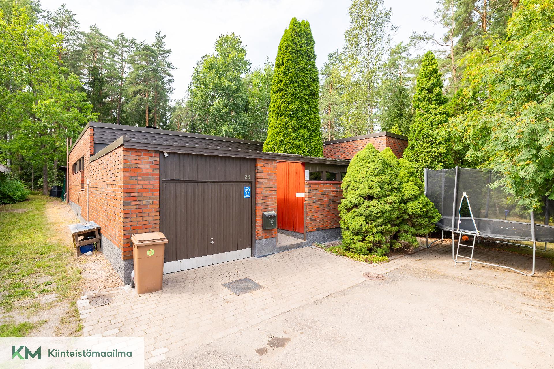 Ajomiehentie 24, Aittakorpi, Kotka