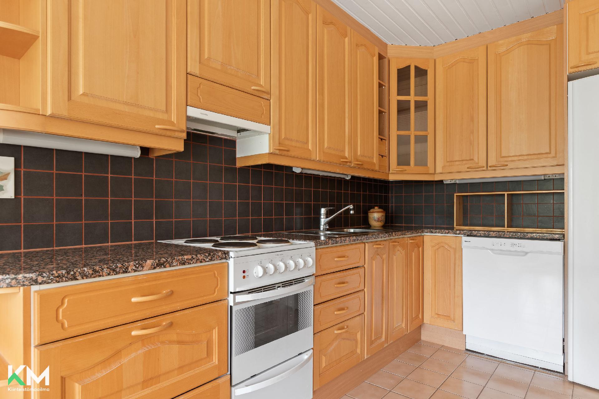 Pihkatie 20, Kuntakeskus, Hollola