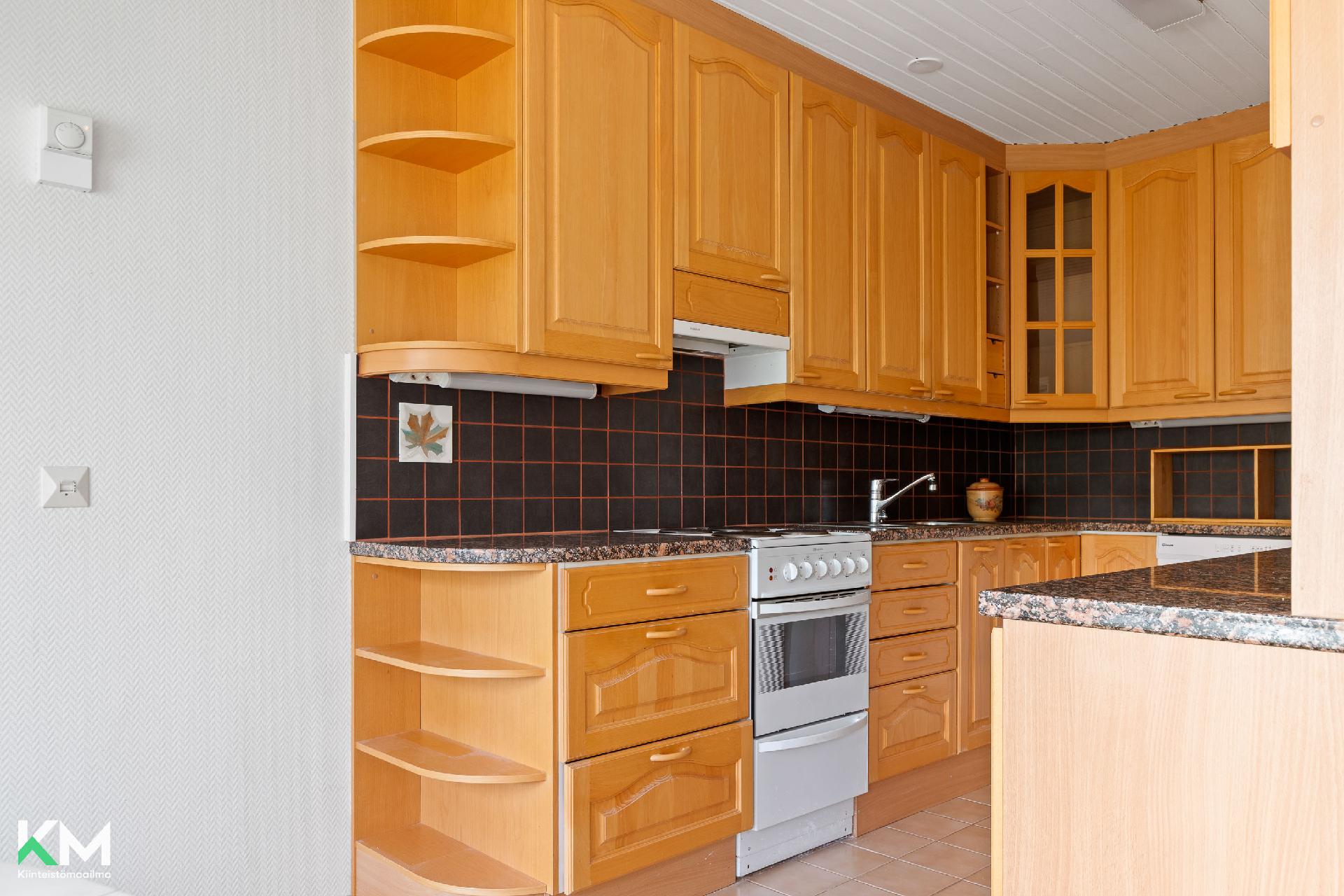 Pihkatie 20, Kuntakeskus, Hollola