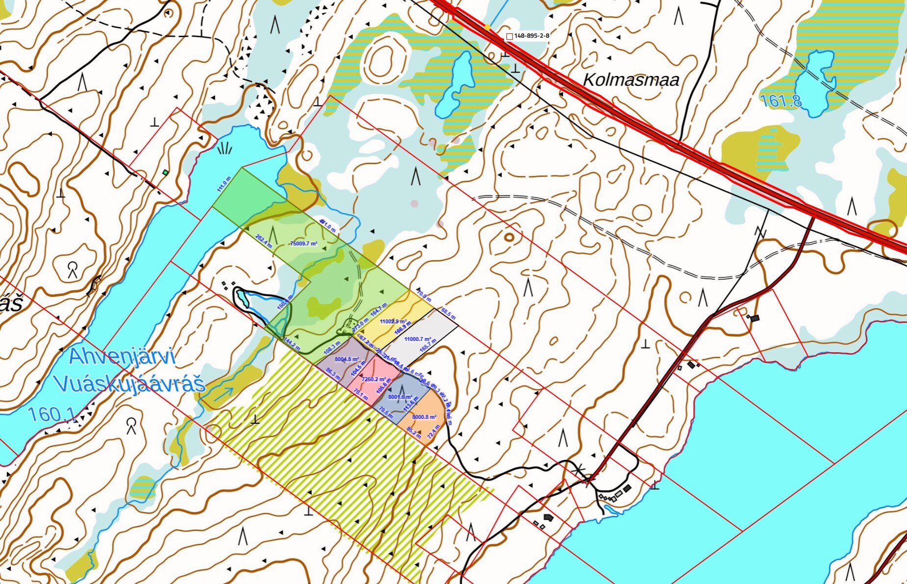 Kaikki myytävät tontit, joista 7 250 - 8 000 m2:n tontit oranssi, sininen, pinkki ja violetti.