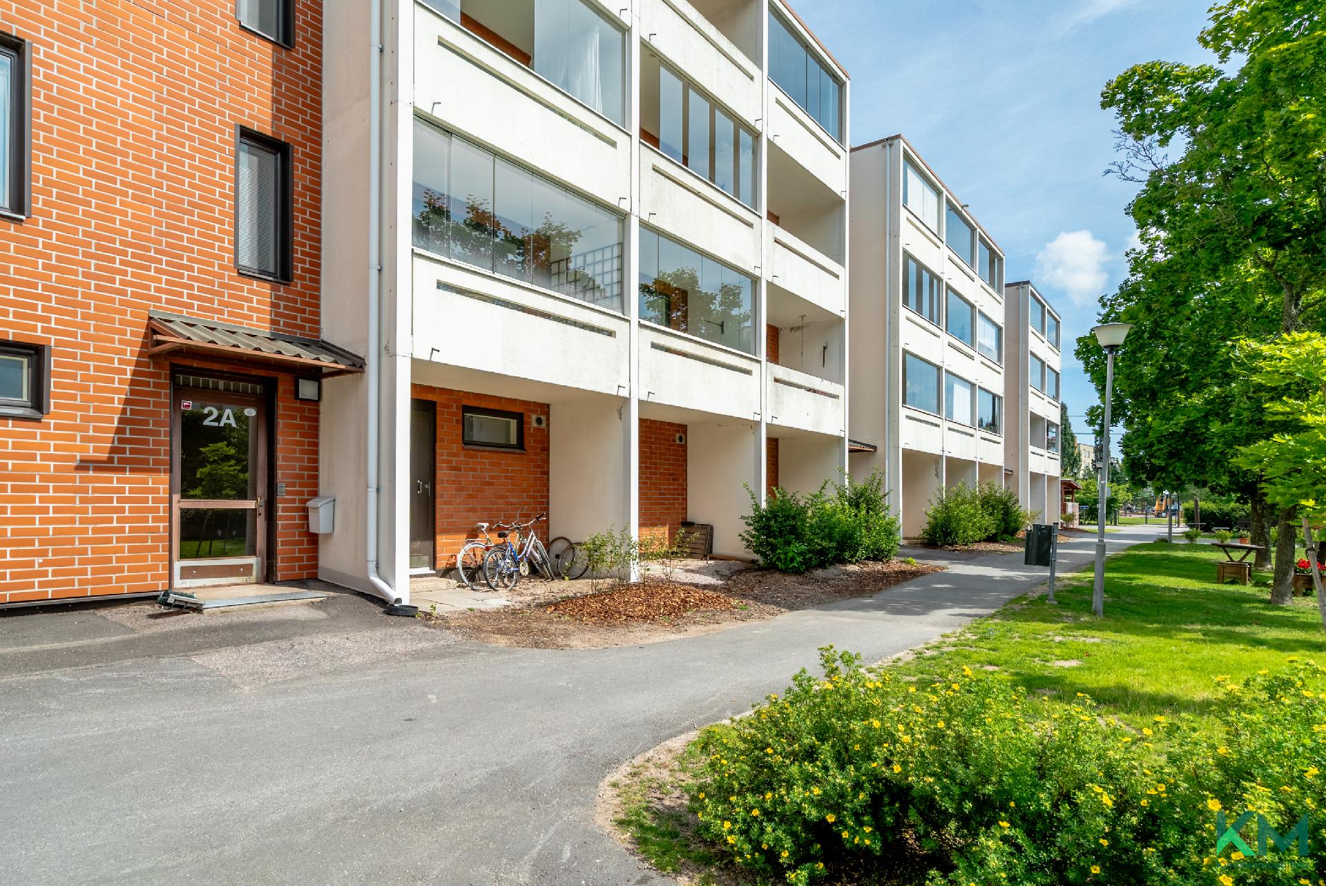Sinirikontie 2, Tikkurila, Vantaa