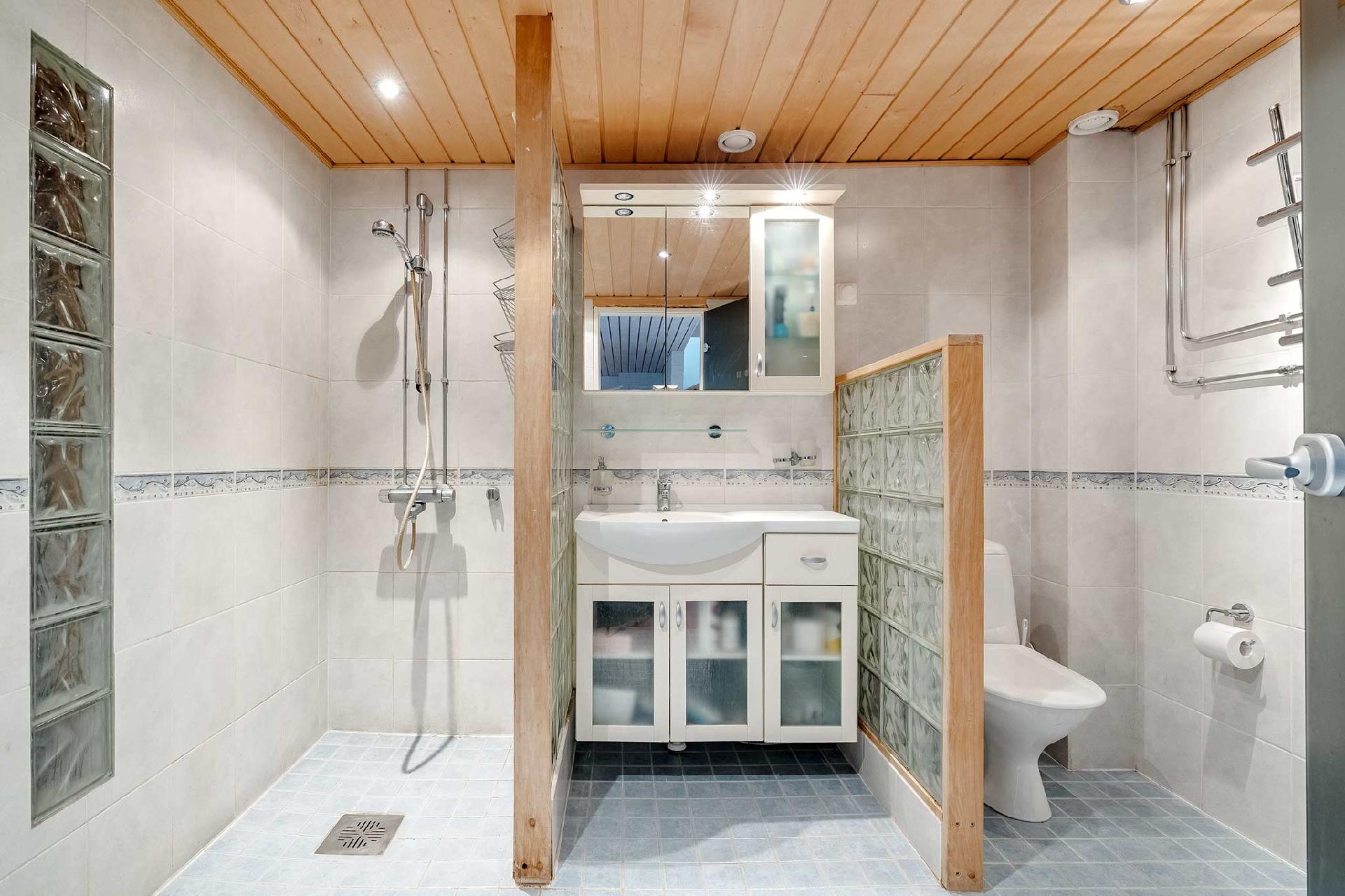 Saarenkärjenkatu 15, Saarenkärki, Tampere