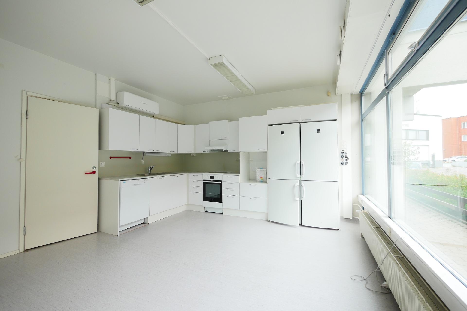 Kirkonkyläntie 14, Malmi, Helsinki