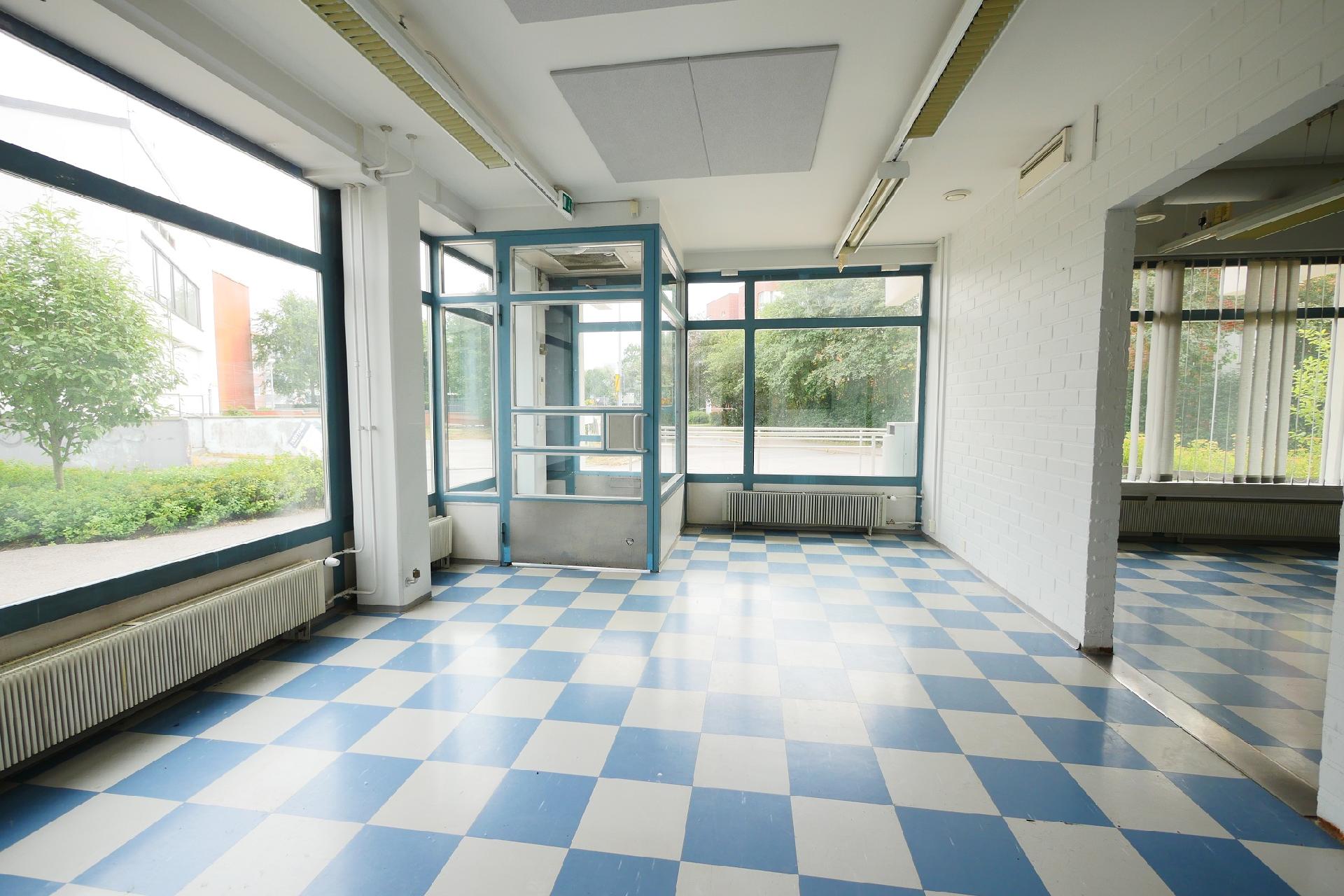 Kirkonkyläntie 14, Malmi, Helsinki