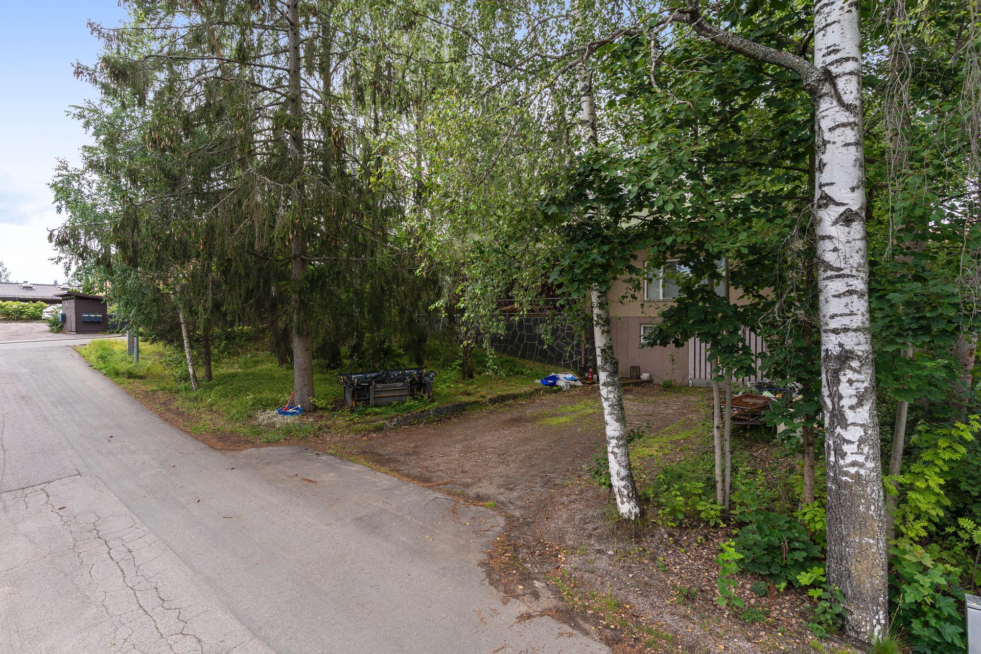 Lintukalliontie 9, Martinlaakso, Vantaa
