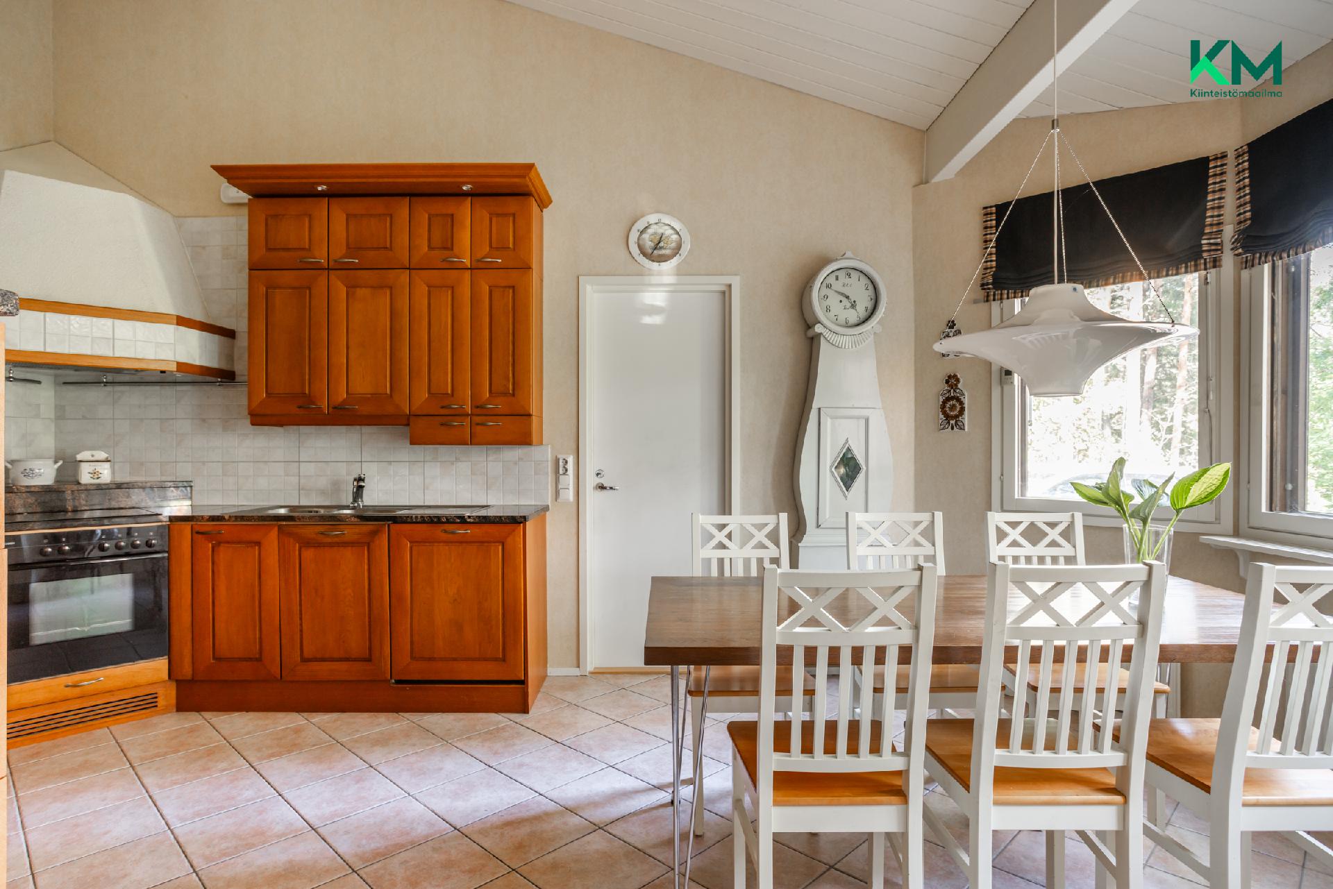 Ruotumiehenkatu 6, Kärsämäki, Turku