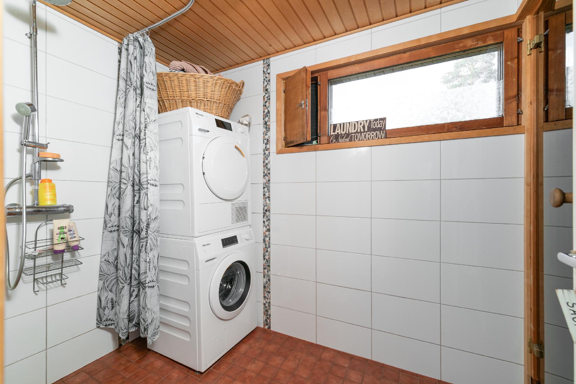 Kenttämiehentie 5, Tikkakoski, Jyväskylä