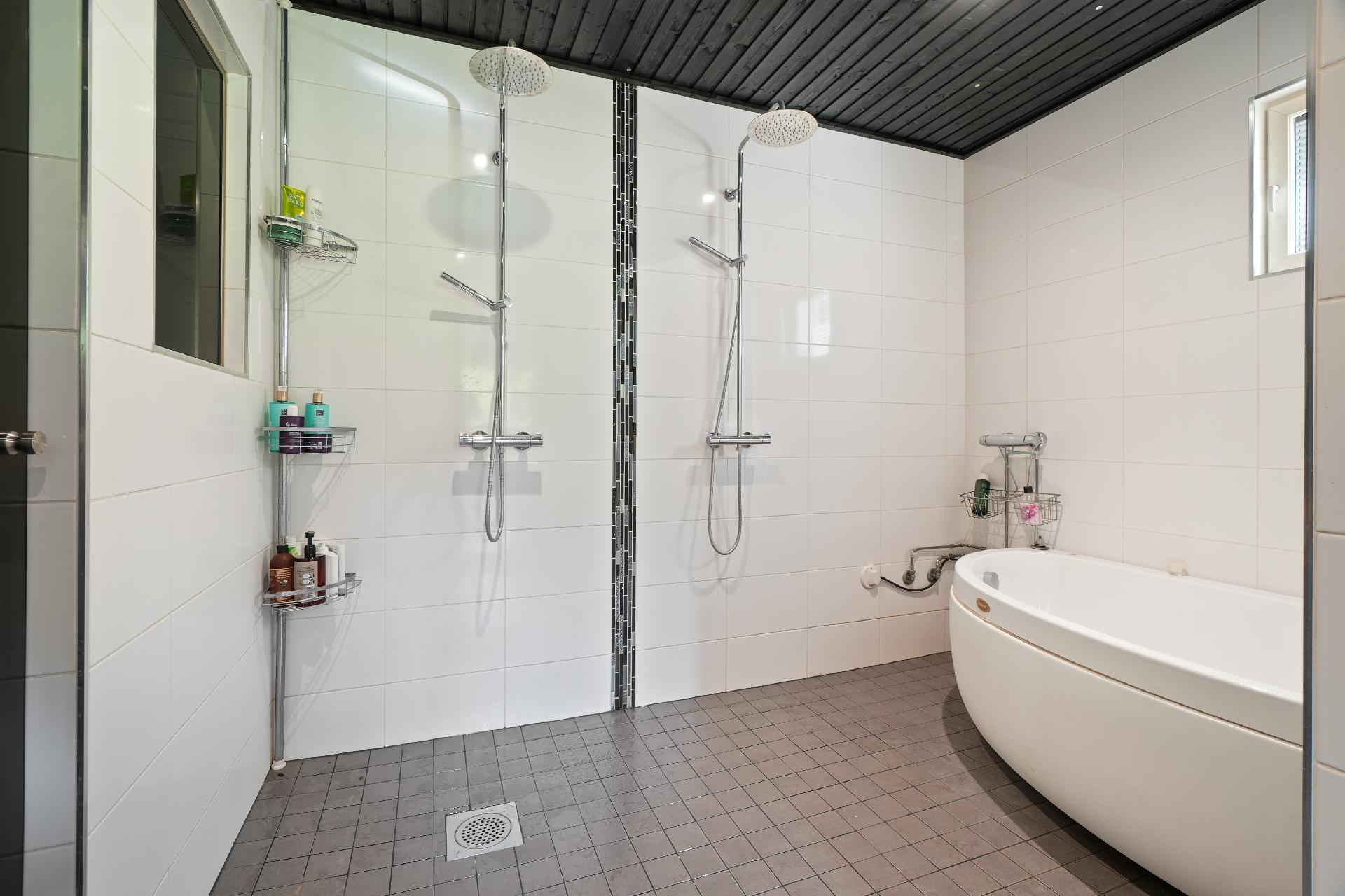 Herajoentie 251, Kormu, Riihimäki