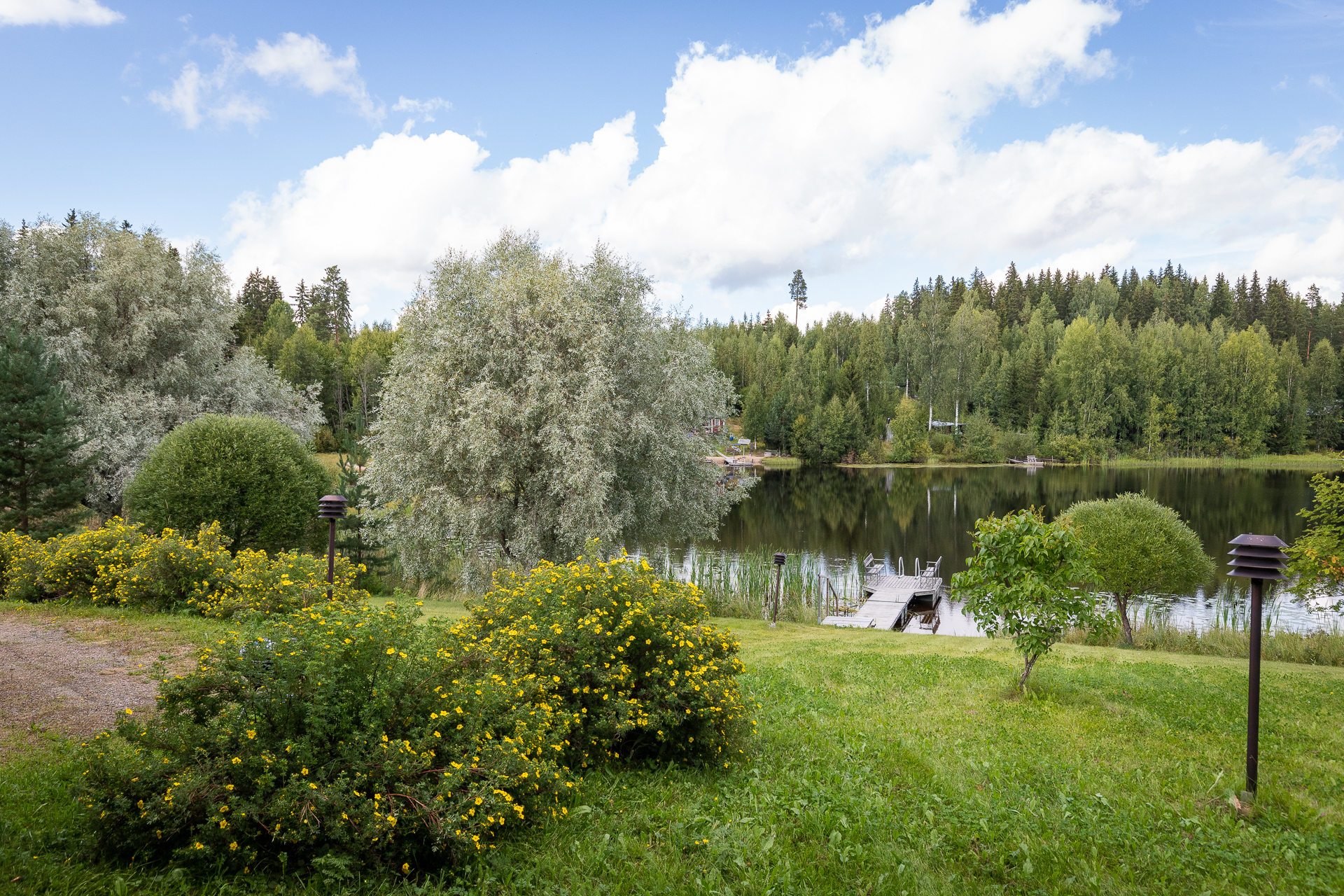 näkymä järvelle