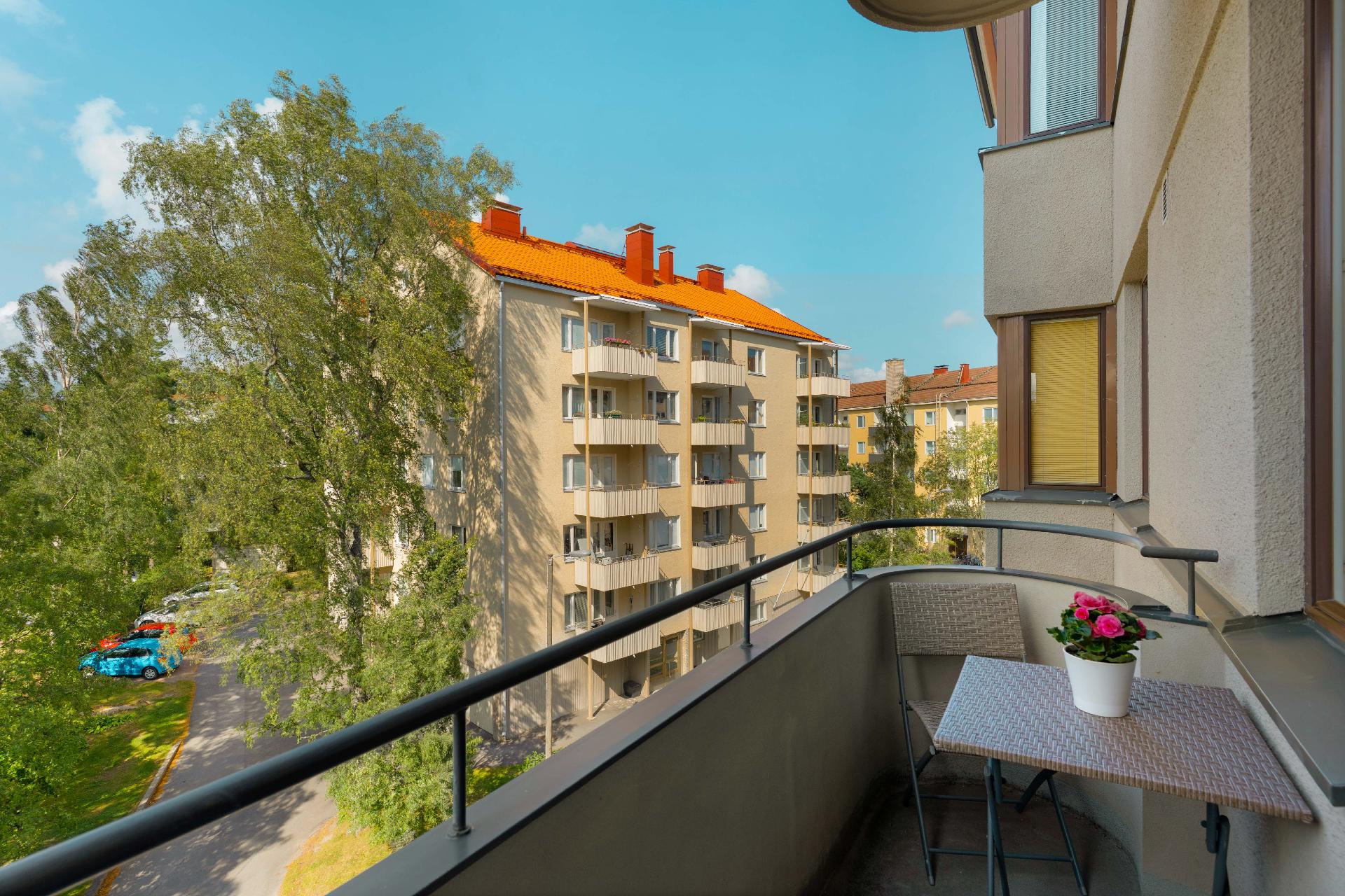 Pajalahdentie 4, Lauttasaari, Helsinki