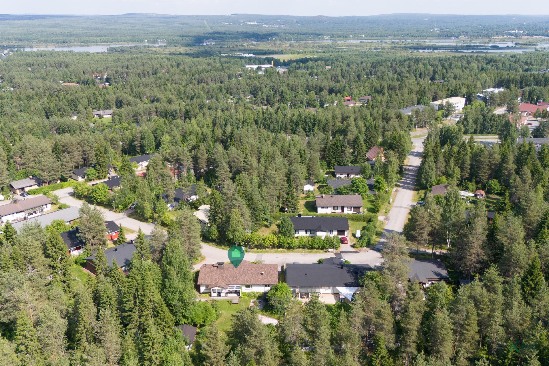 Tuulenkaato 11, Lapinrinne, Rovaniemi