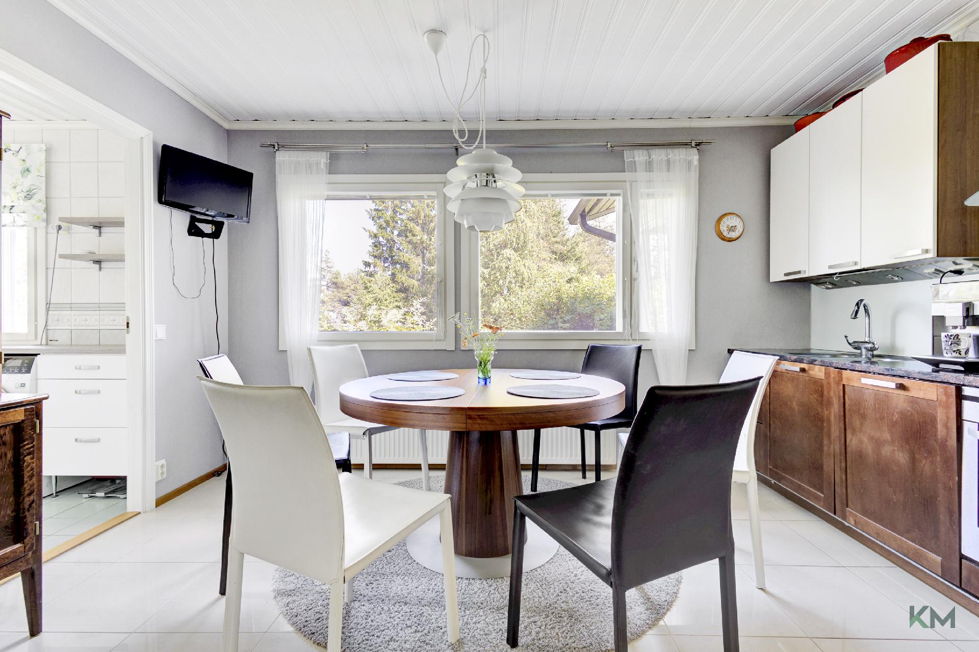 Tuulenkaato 11, Lapinrinne, Rovaniemi