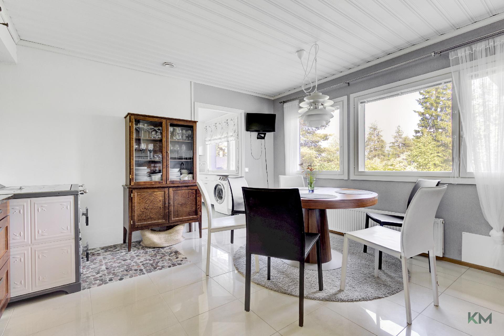 Tuulenkaato 11, Lapinrinne, Rovaniemi