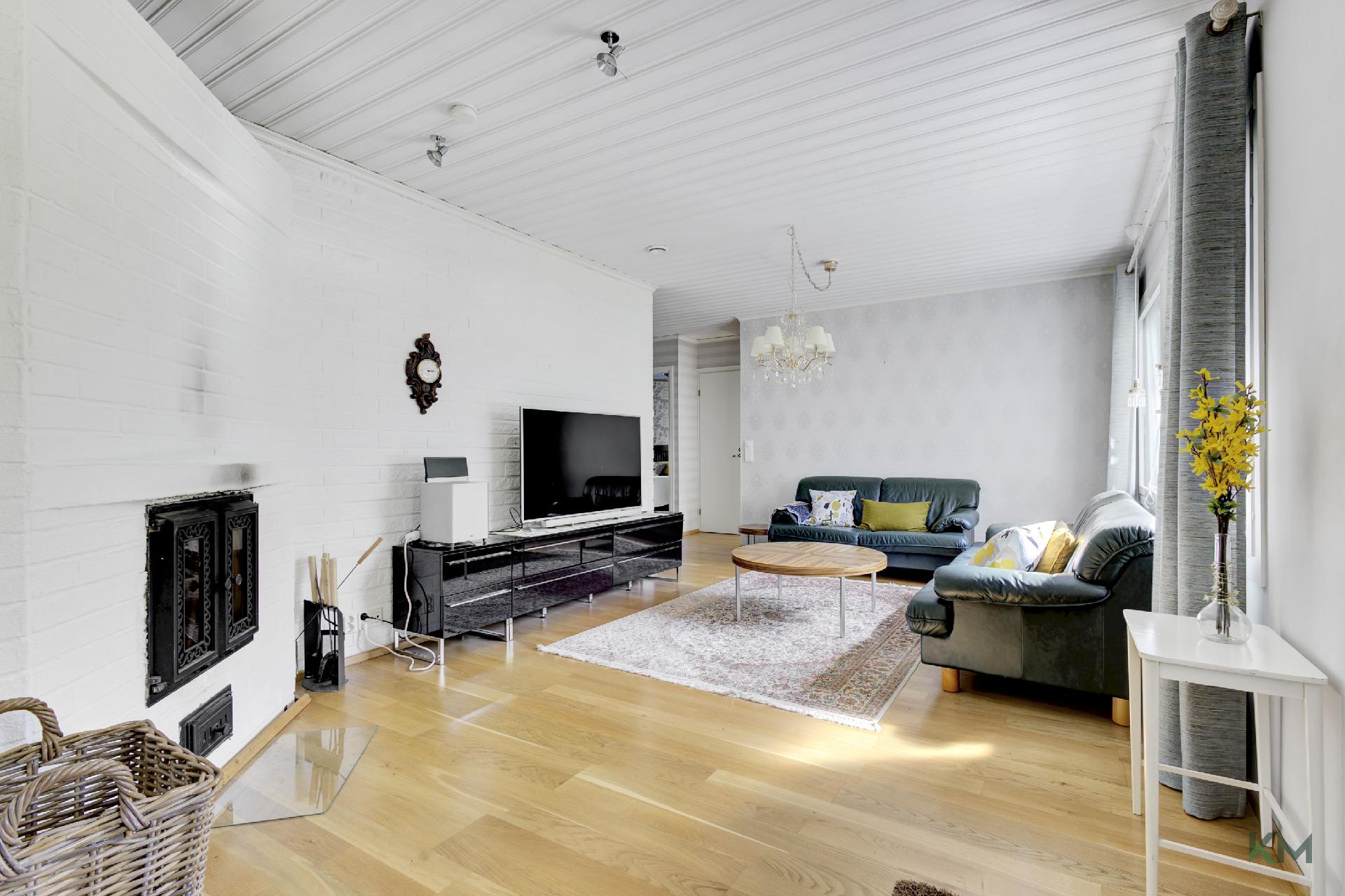 Tuulenkaato 11, Lapinrinne, Rovaniemi