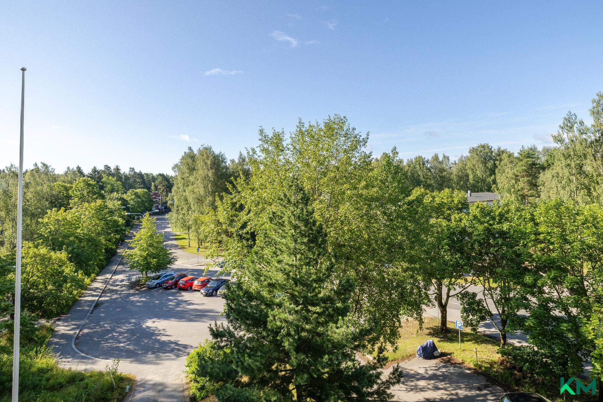 4-kerroksesta näkee kauas!