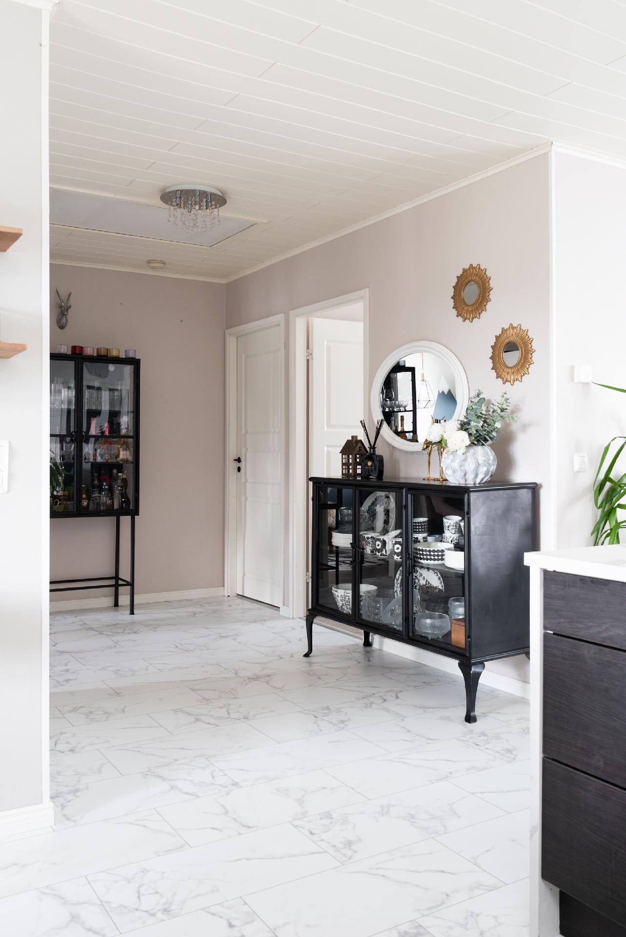 Uunikatu 28, Sääksvuori, Jyväskylä