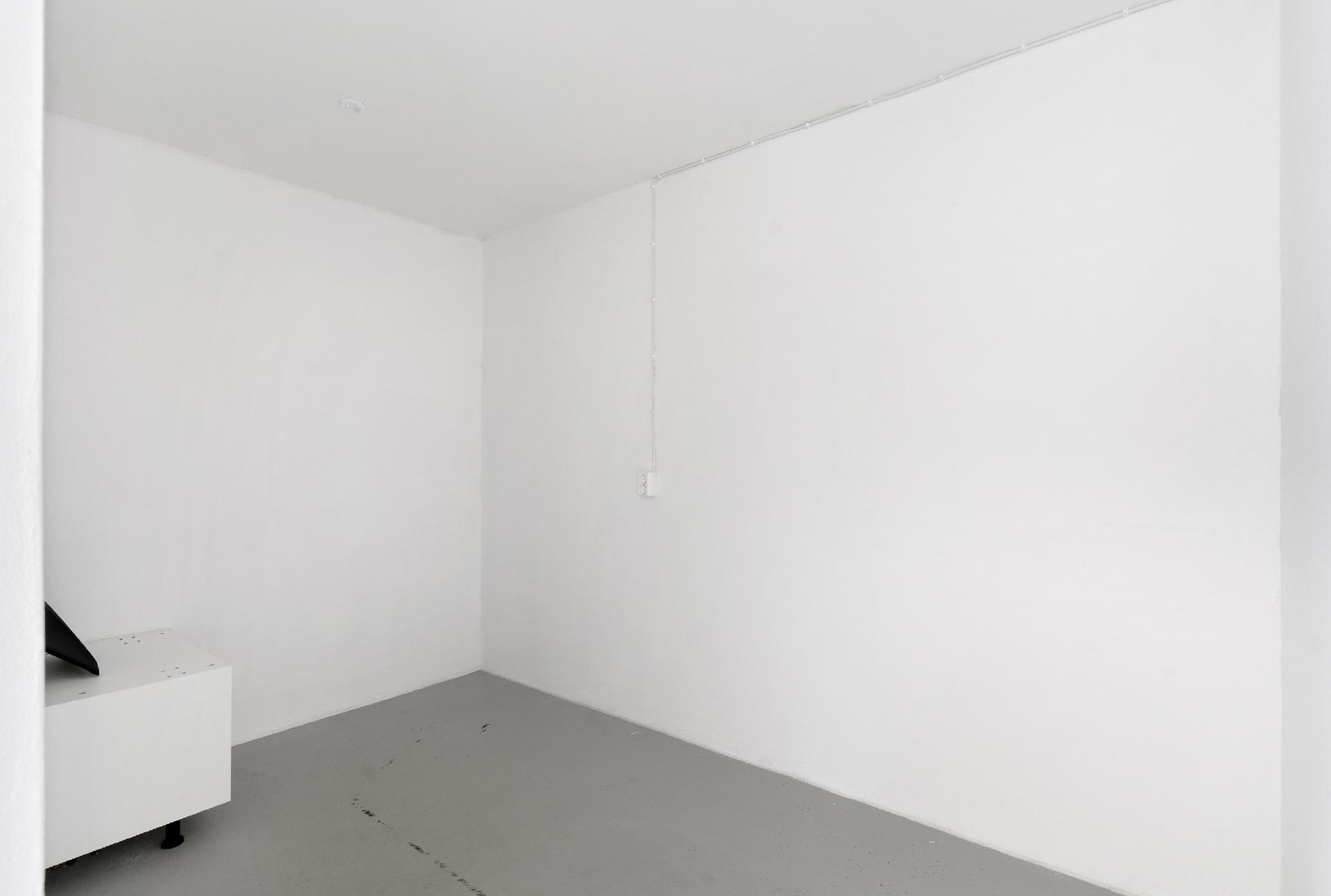 Pieni liiketila omassa siivessä