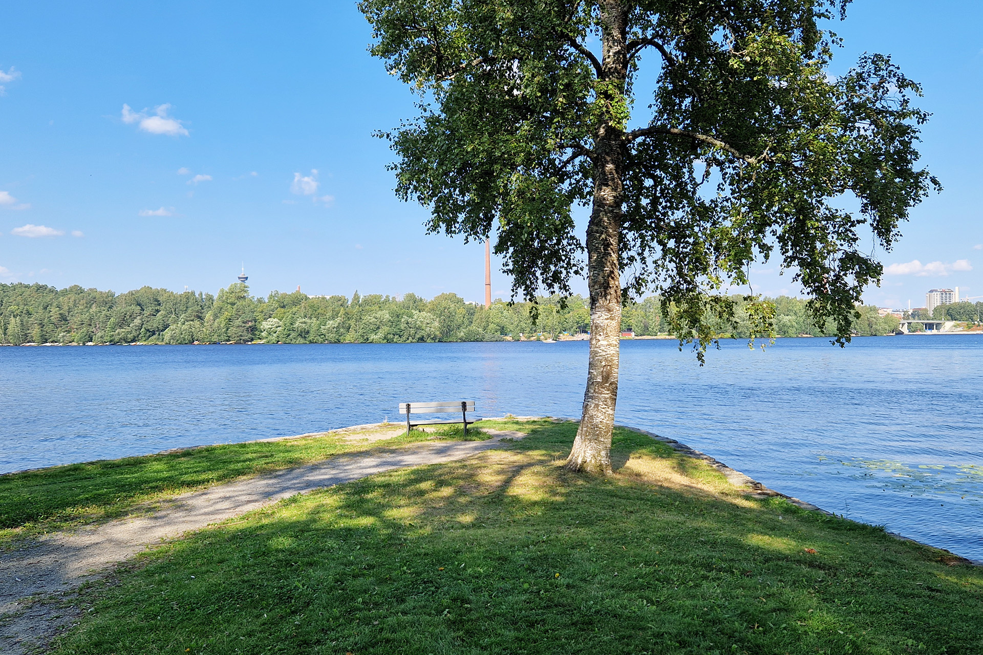Kartanonpuisto.