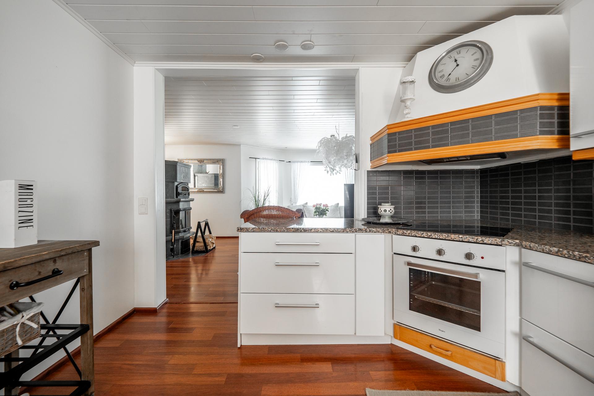 Tyveläntie 5, Herukka, Oulu