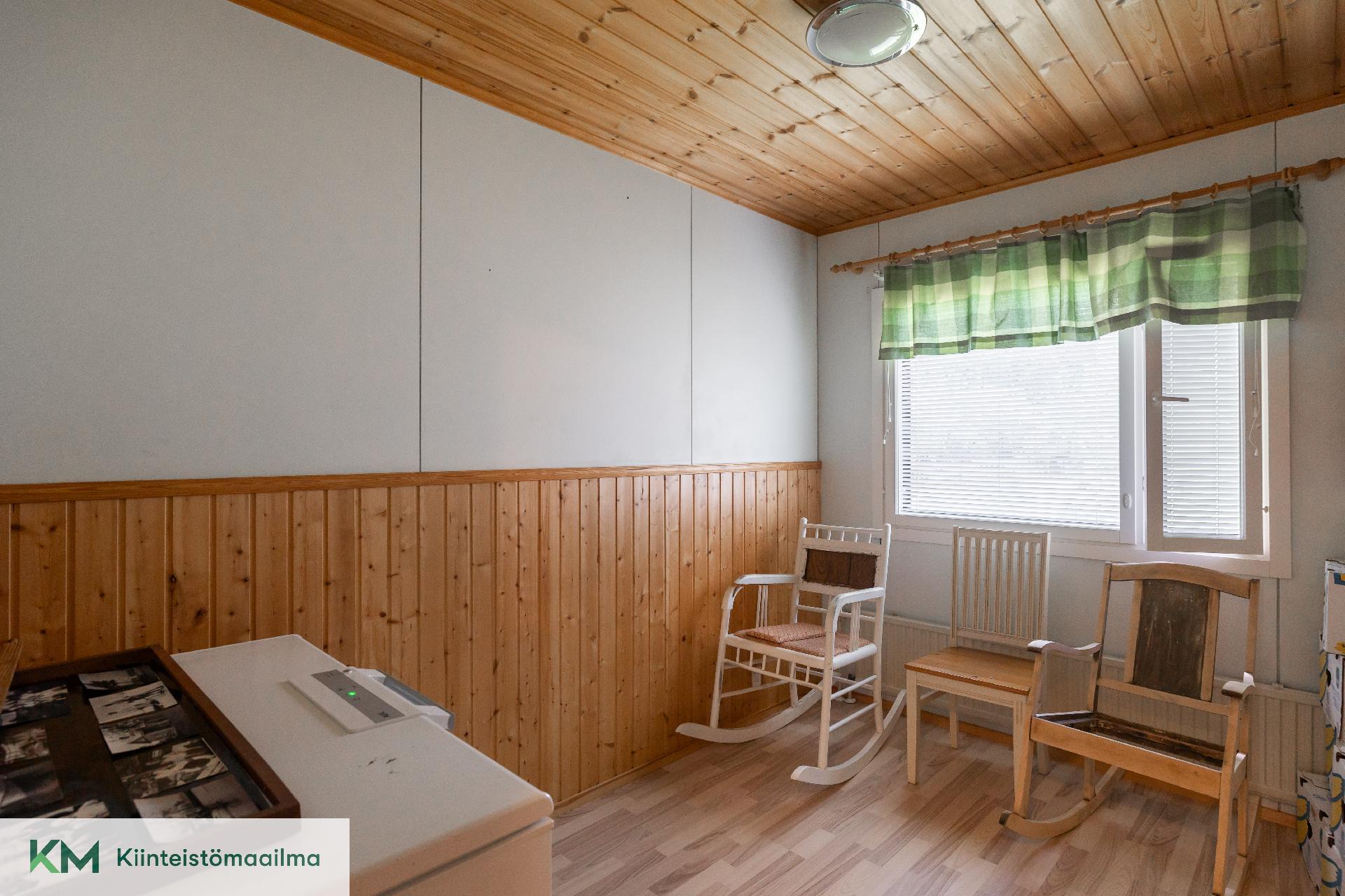 Oksapolku 1, Aittakorpi, Kotka