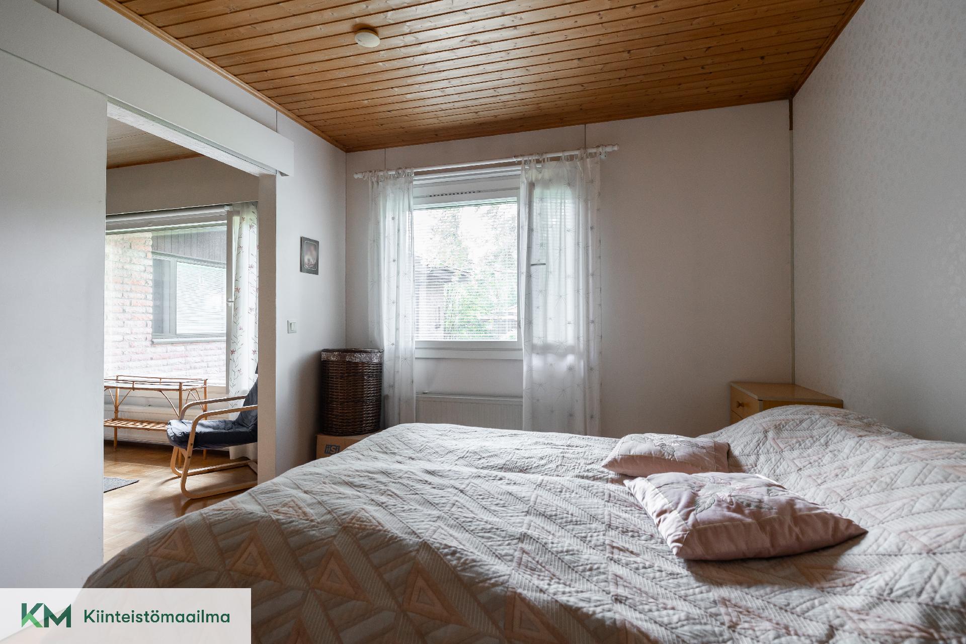 Oksapolku 1, Aittakorpi, Kotka