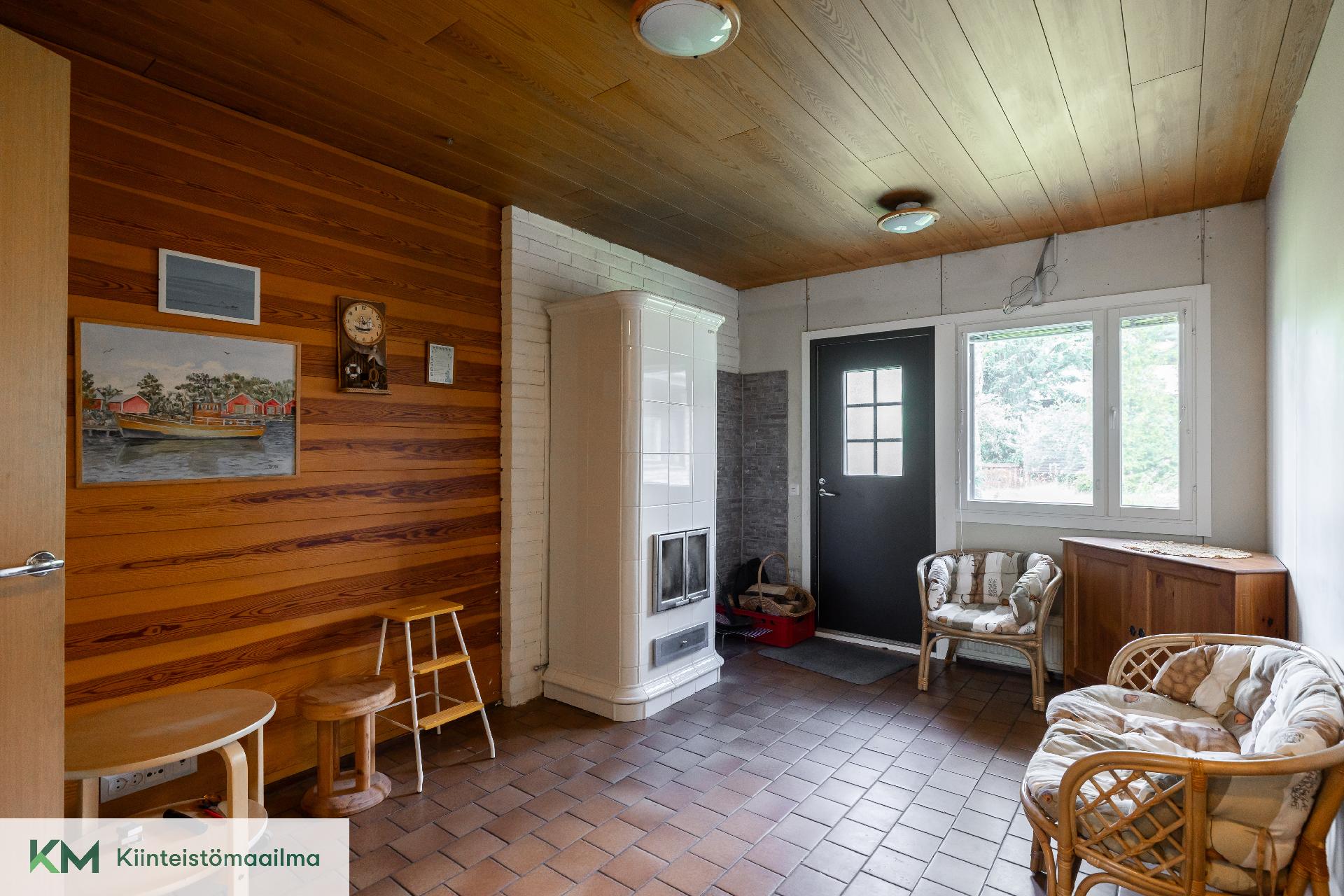 Oksapolku 1, Aittakorpi, Kotka