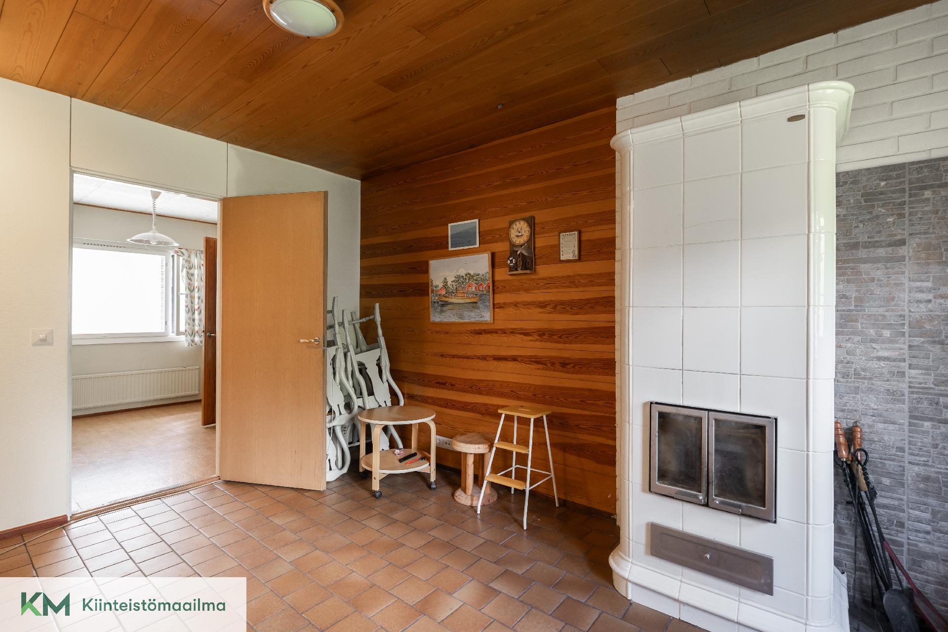 Oksapolku 1, Aittakorpi, Kotka