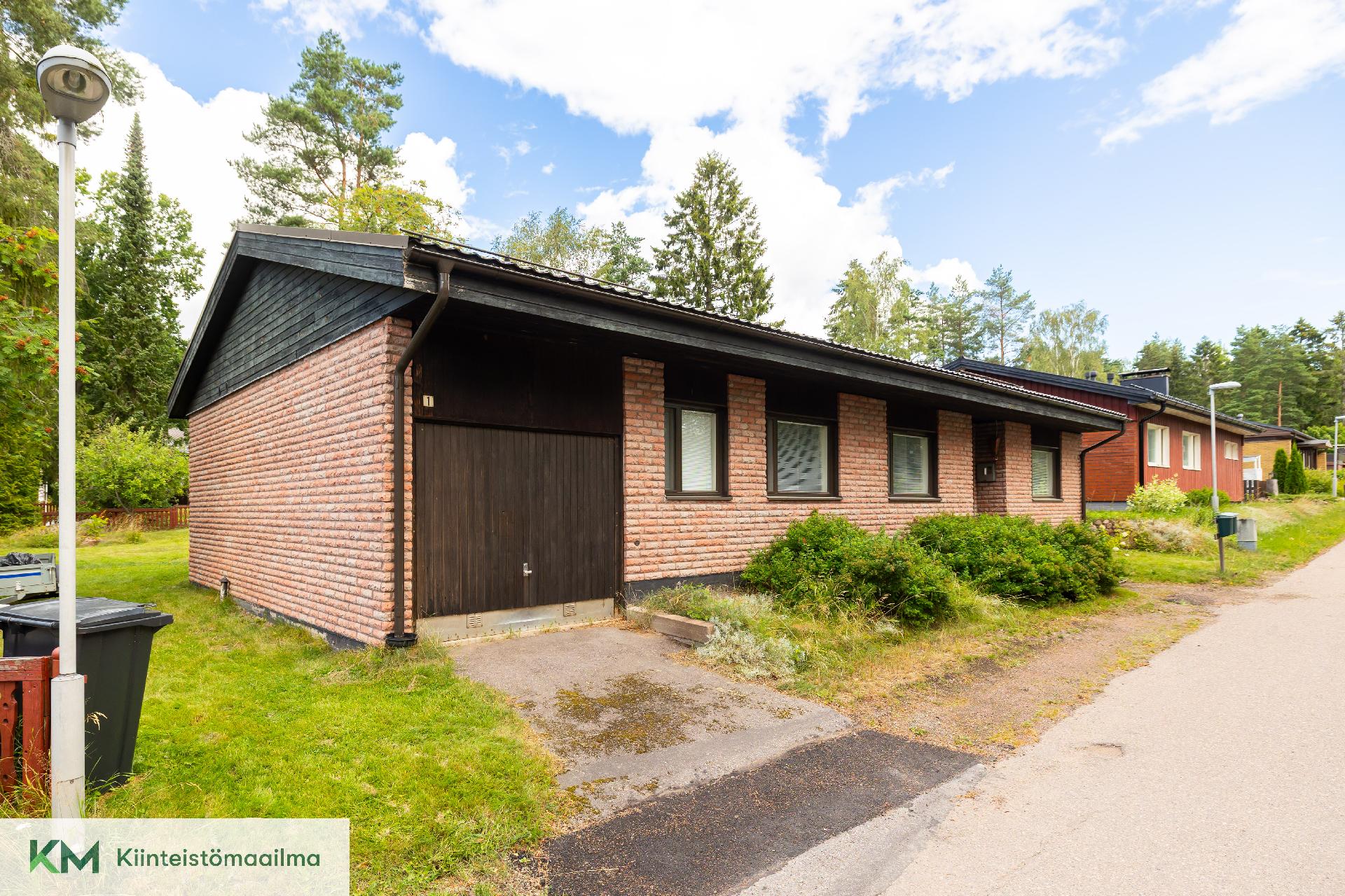 Oksapolku 1, Aittakorpi, Kotka