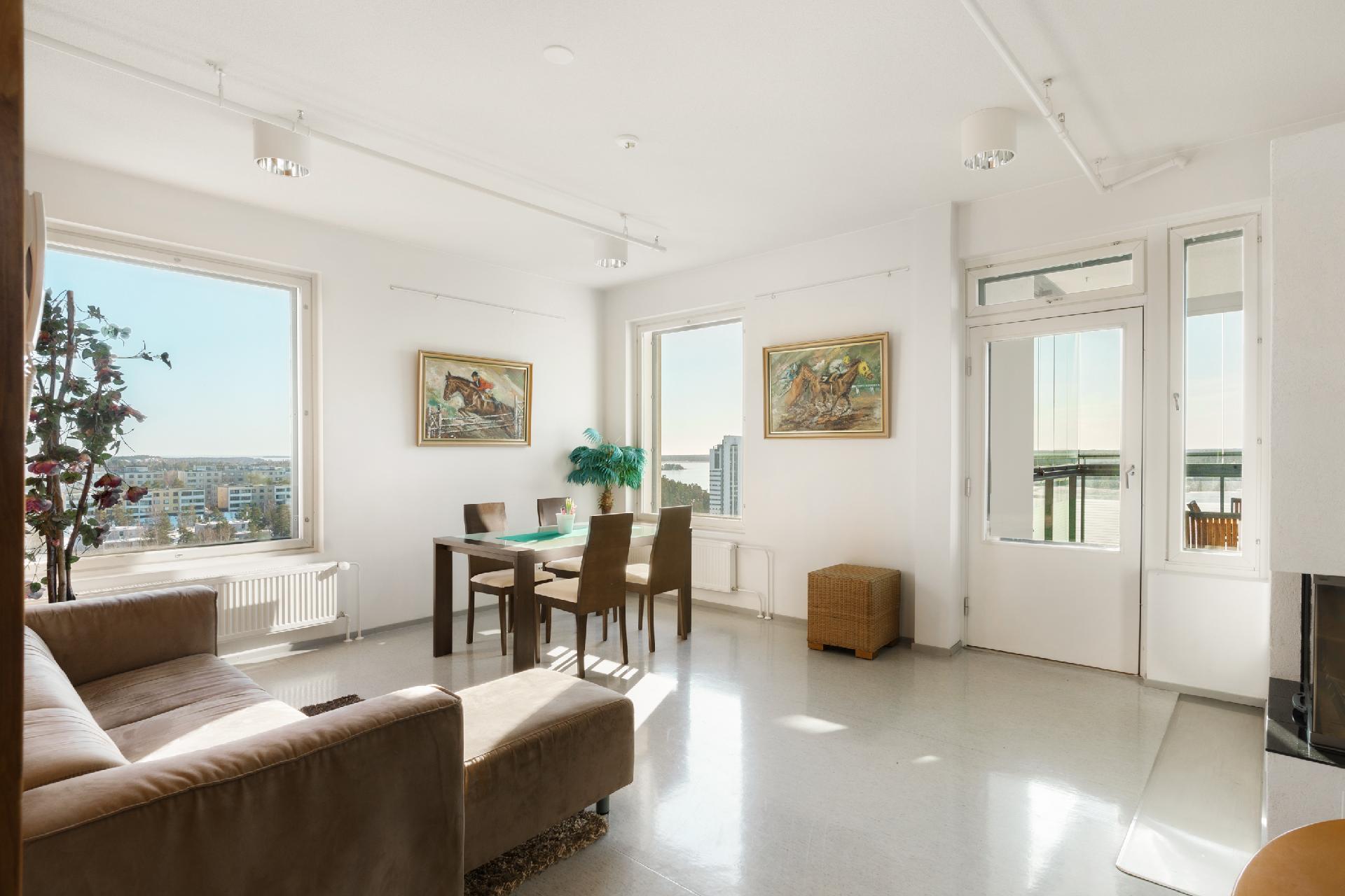 Yläkerran saunaosastolta