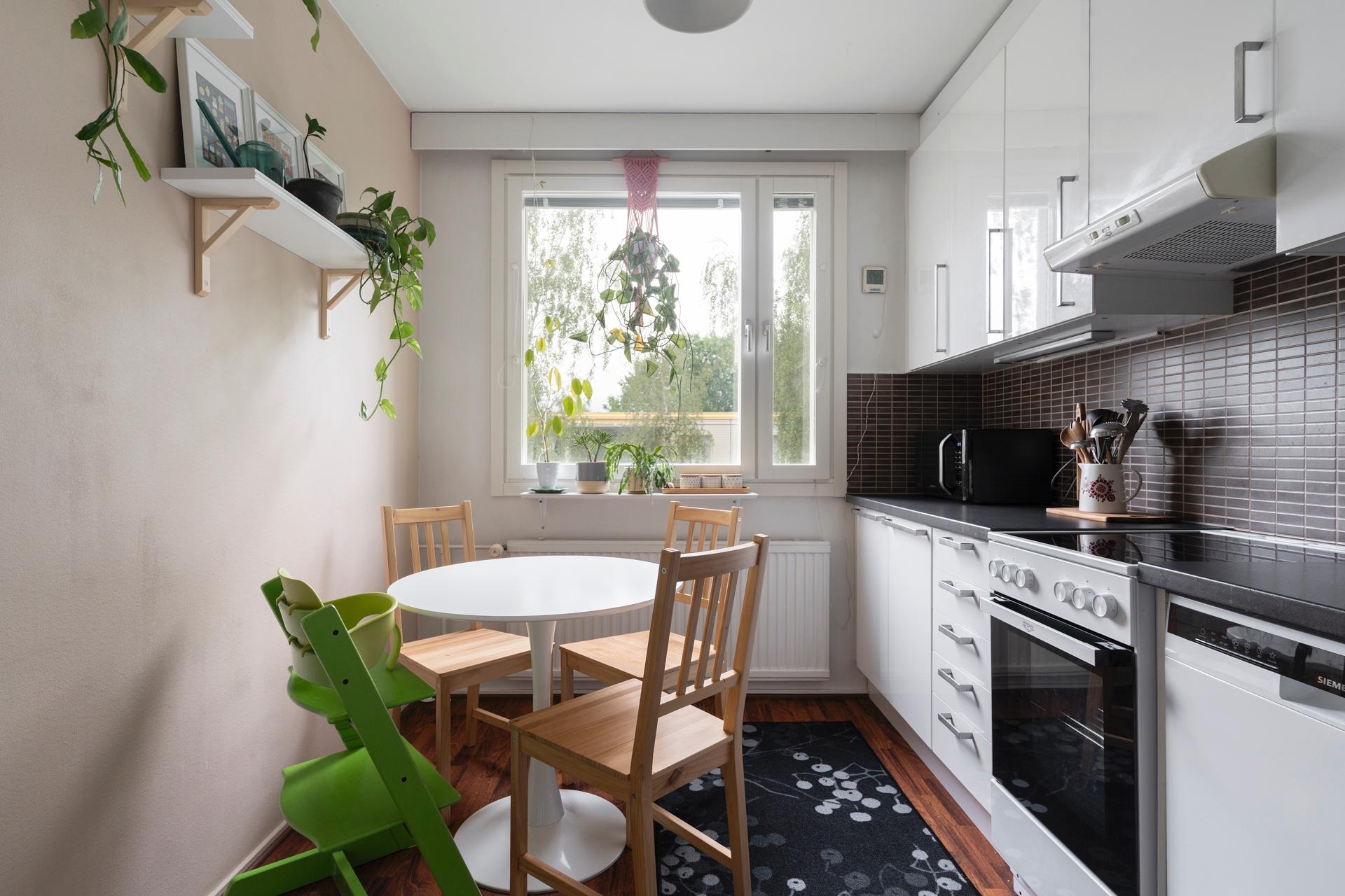 Kivikirveenkuja 3, Myyrmäki, Vantaa