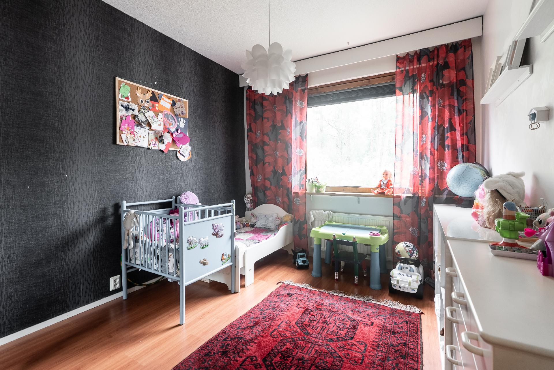 Maakotkantie 16, Kaukovainio, Oulu