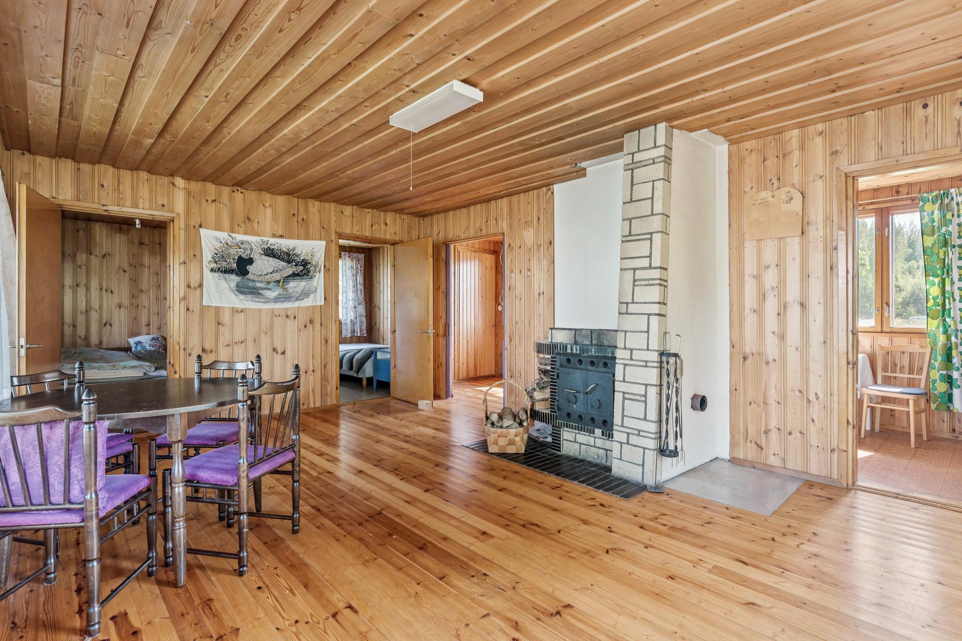 Näkymä terassin ovelta