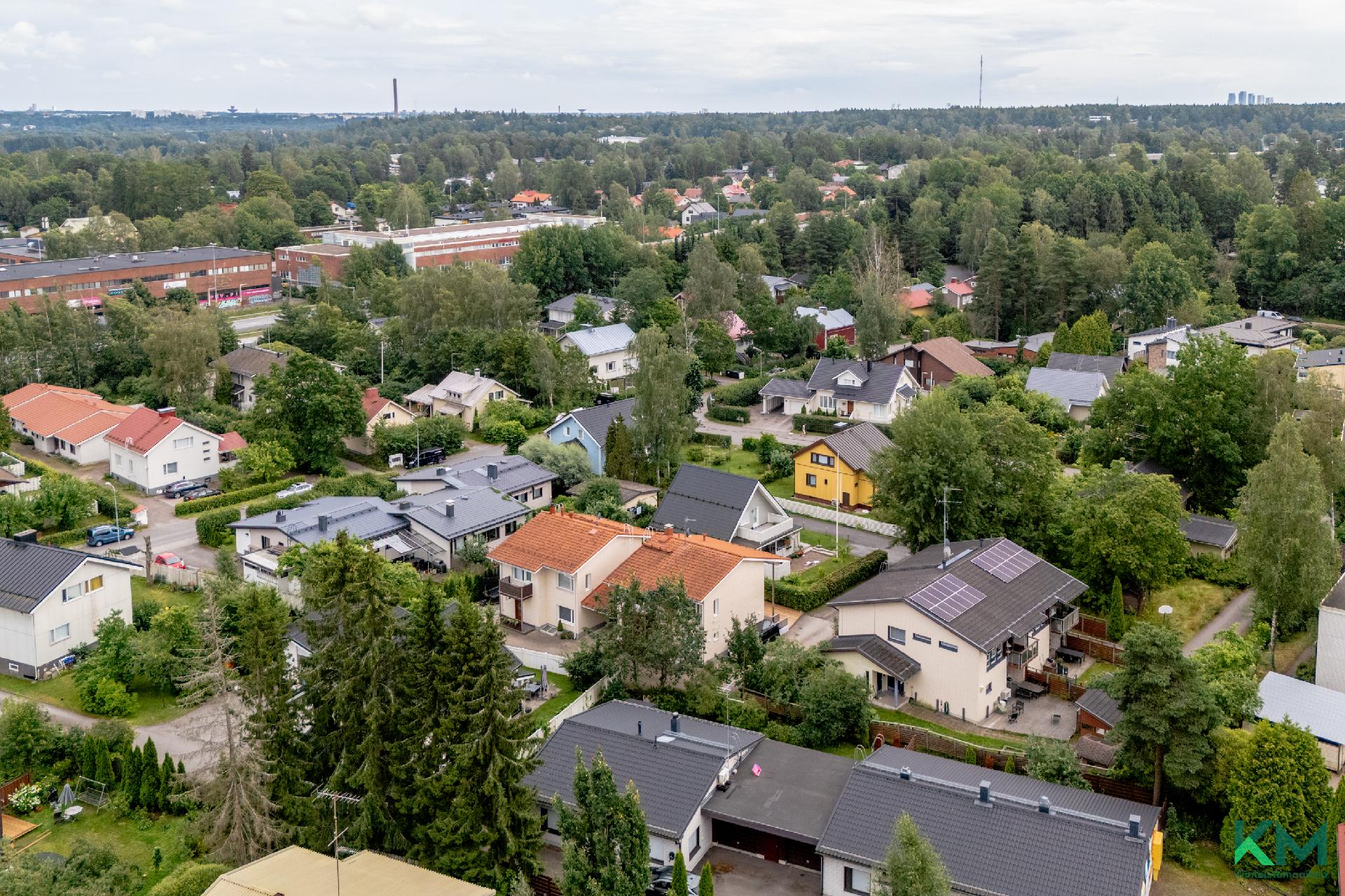 Raiviontie 3b, Paloheinä, Helsinki