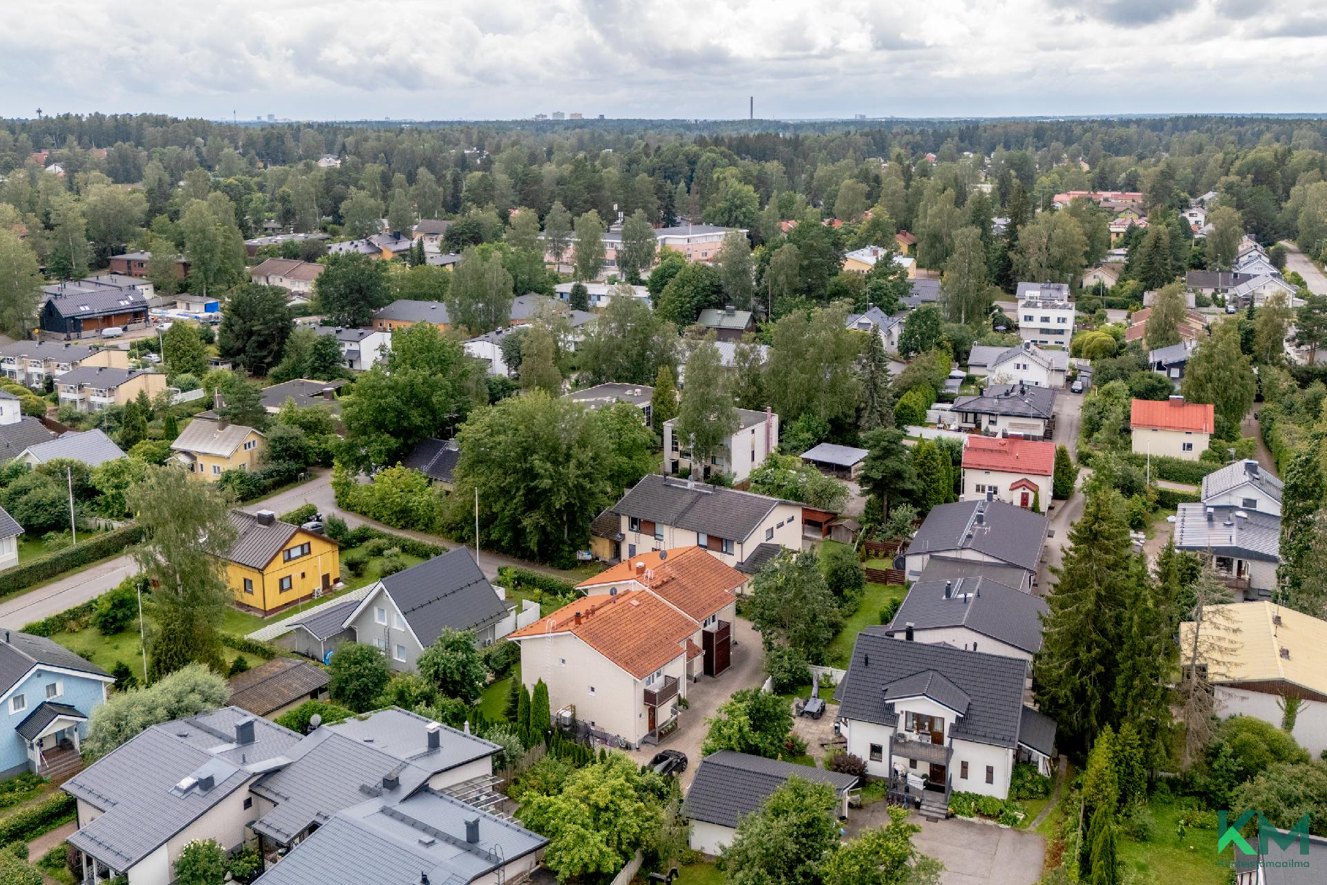 Raiviontie 3b, Paloheinä, Helsinki