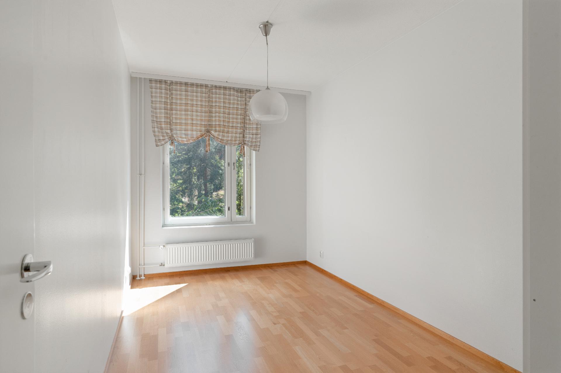 Kilterinaukio 5, Myyrmäki, Vantaa